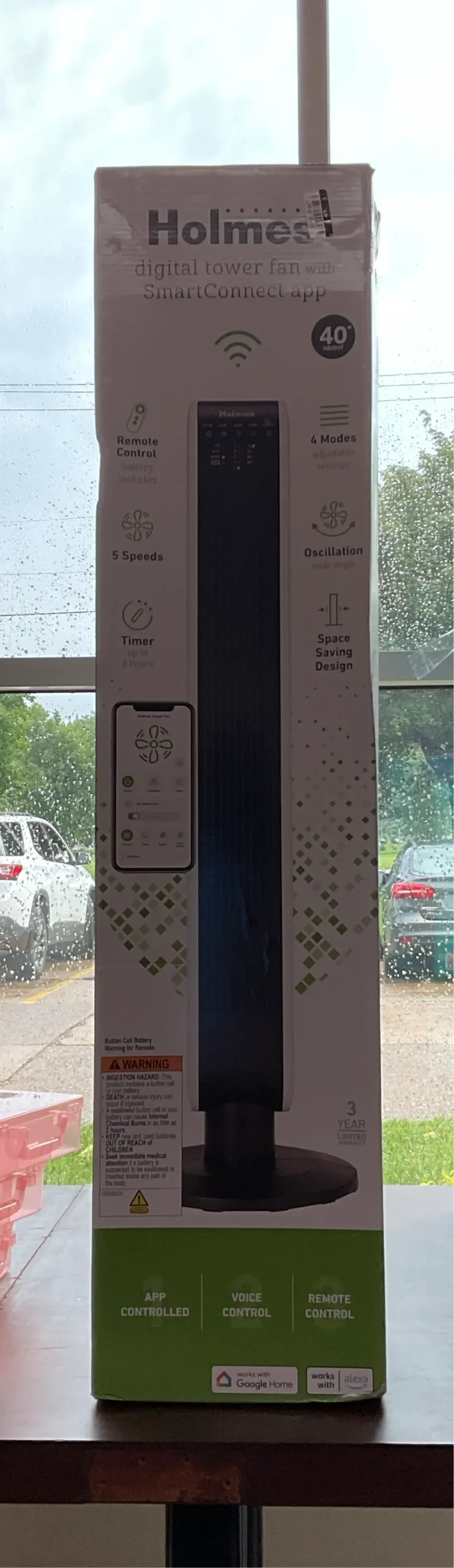 Damaged Box!!!!!!! Holmes 40" Oscillating Wi-Fi Connect Designer Series
Tower Fan 1