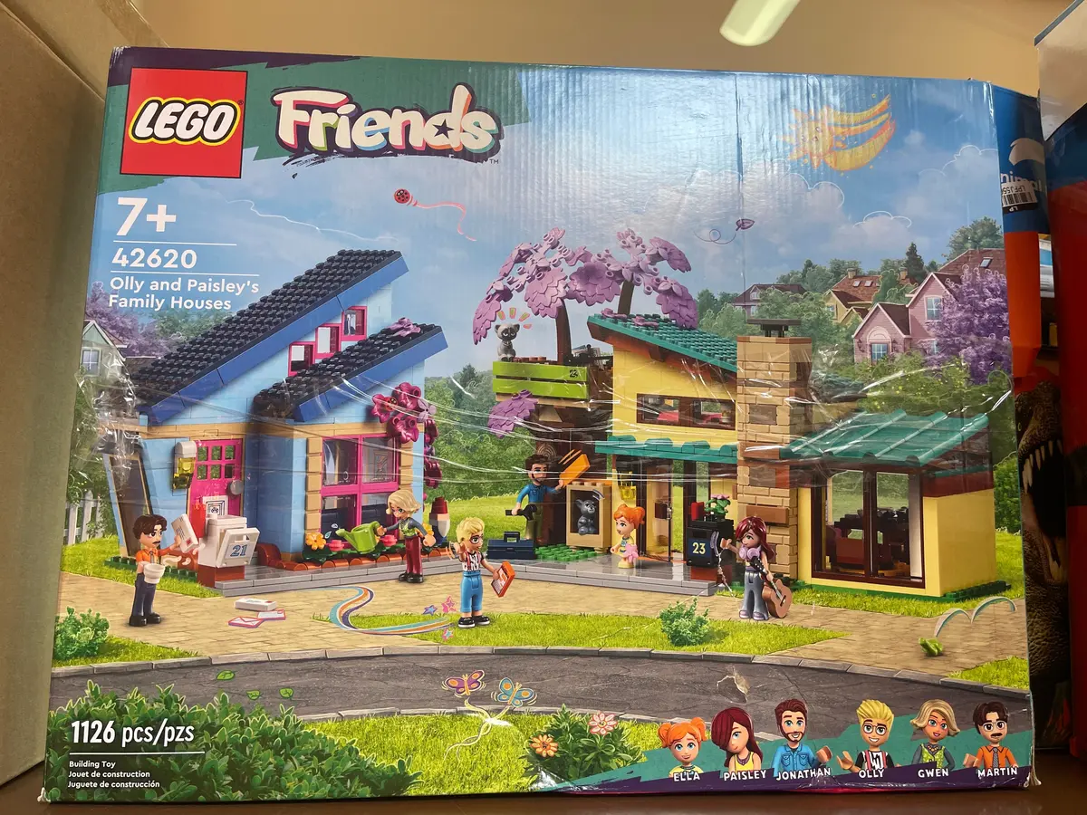 Lego Friends Olly And Paisley's Family
Houses Toy 42620 1