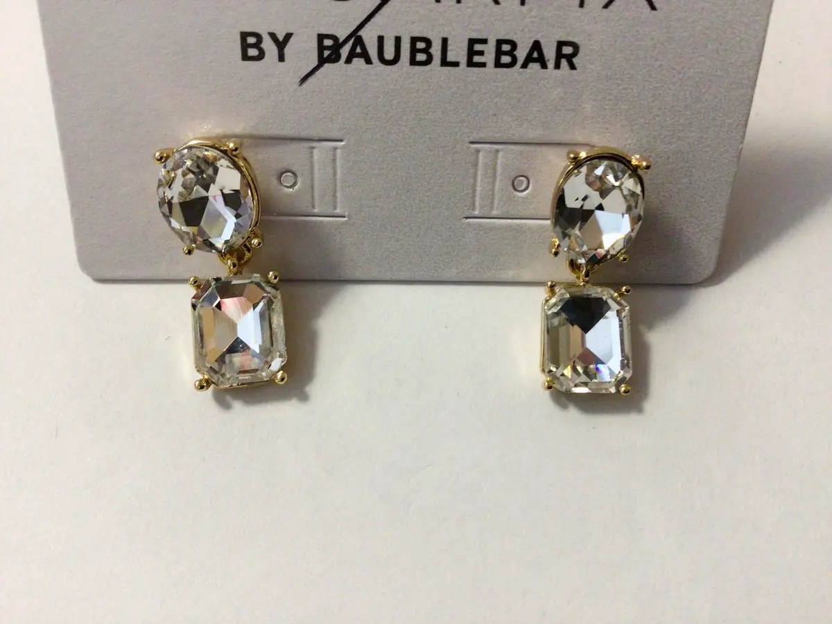 Dangle Diamond Stone Earrings 1