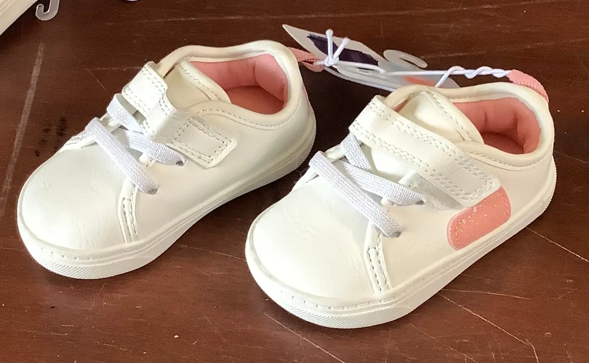 Kids White With Pink Shoes Size 3 1