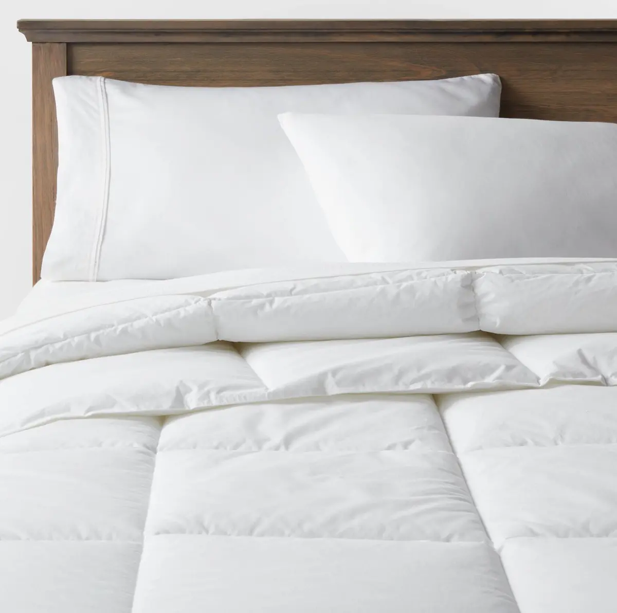 Full/Queen Performance Down Alternative Comforter - White 1