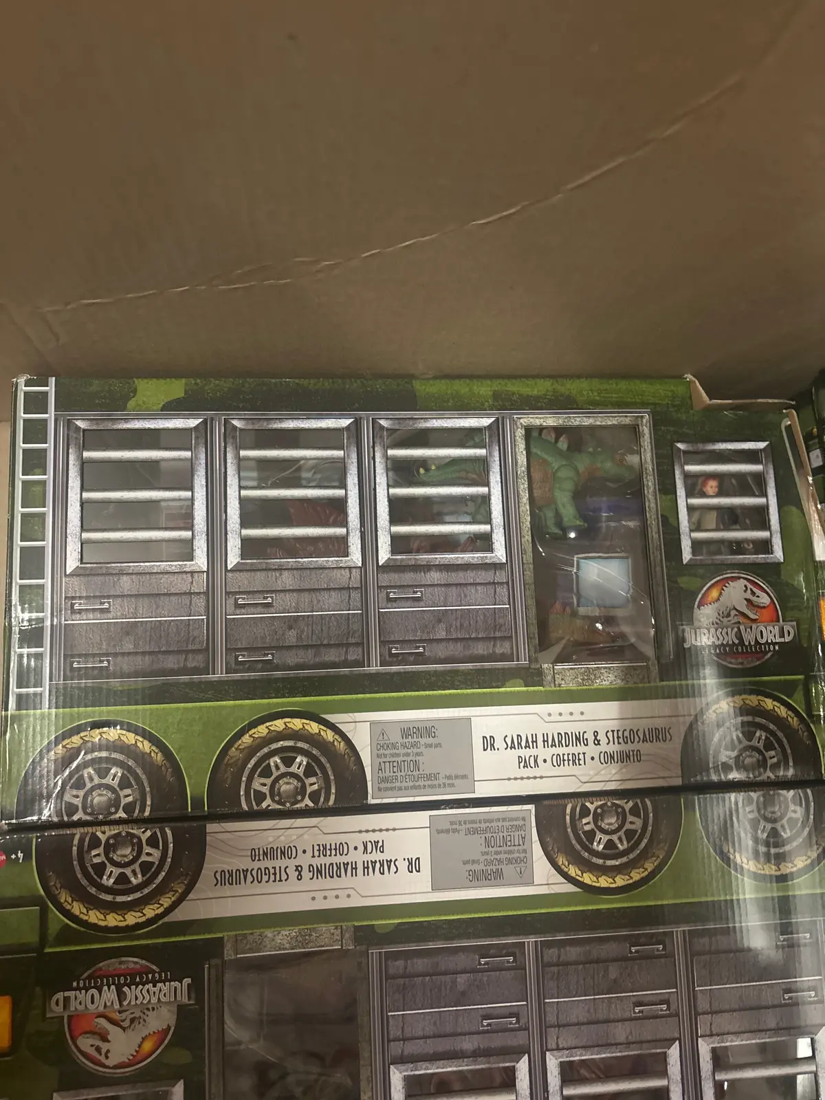 Jurassic World Legacy Collection Dr. Sarah Harding &
Stegosaurus Figure Pack 1