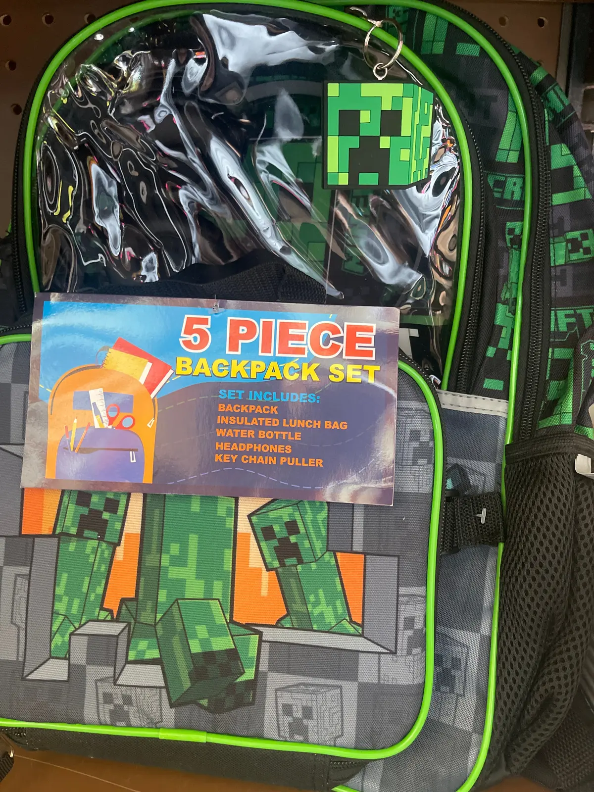 Minecraft Kids' 5Pc 16" Backpack Set With Headphones And Lunch Bag 1