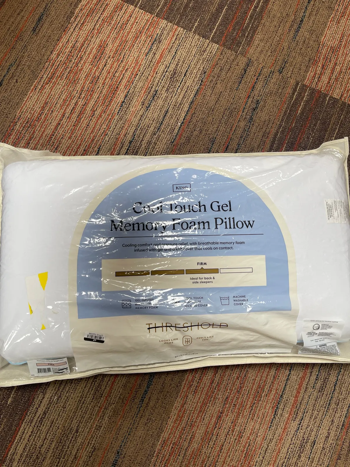 King Firm Cool Touch Memory Foam Bed
Pillow 1