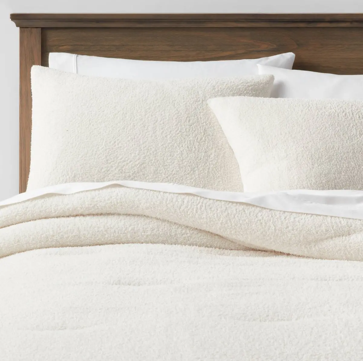 King Cozy Chenille Comforter & Sham Set - Cream 1