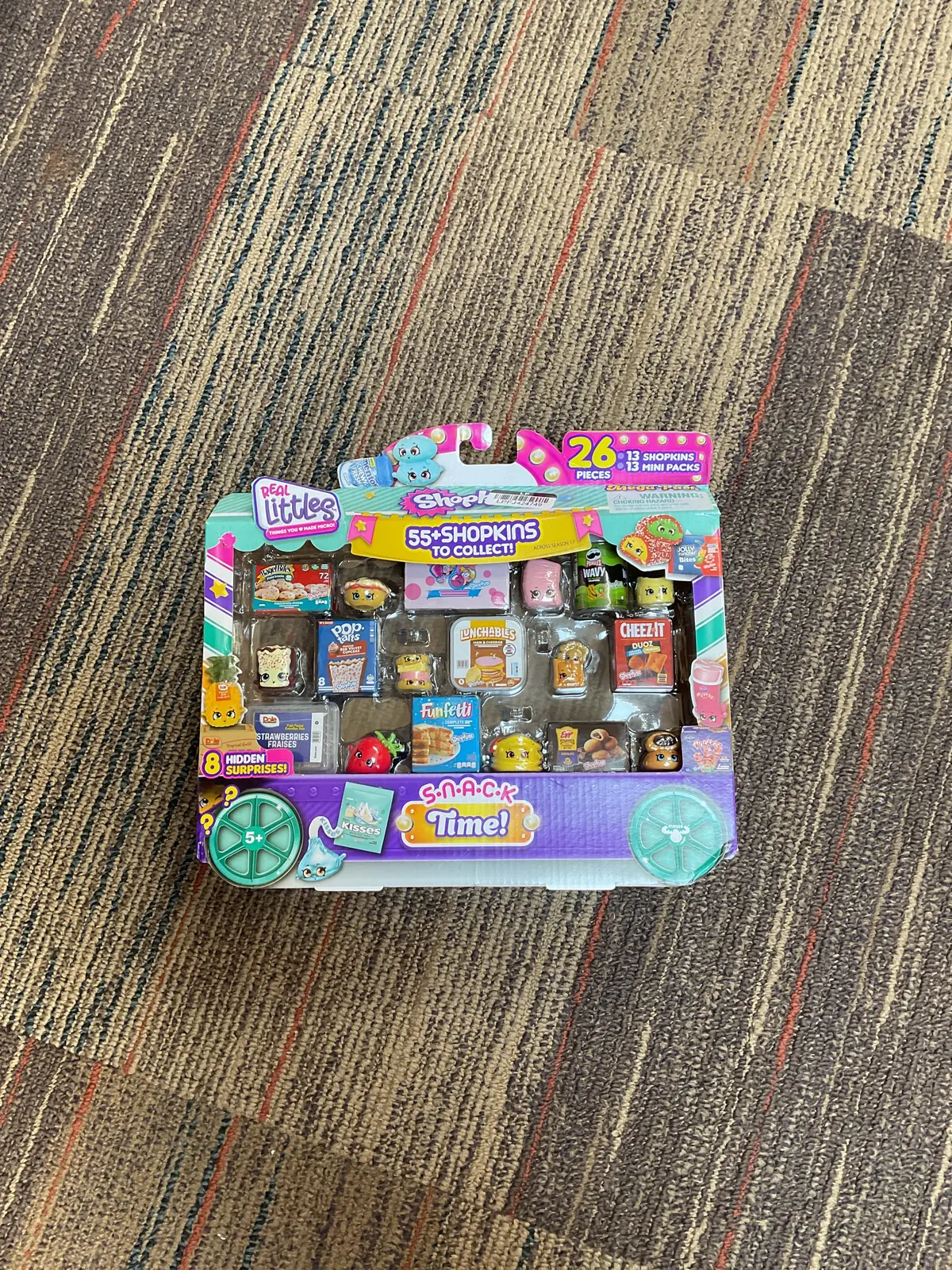Real Littles Snack Time! 26-Piece Mega Pack (13 Shopkins & 13 Mini Packs) 1