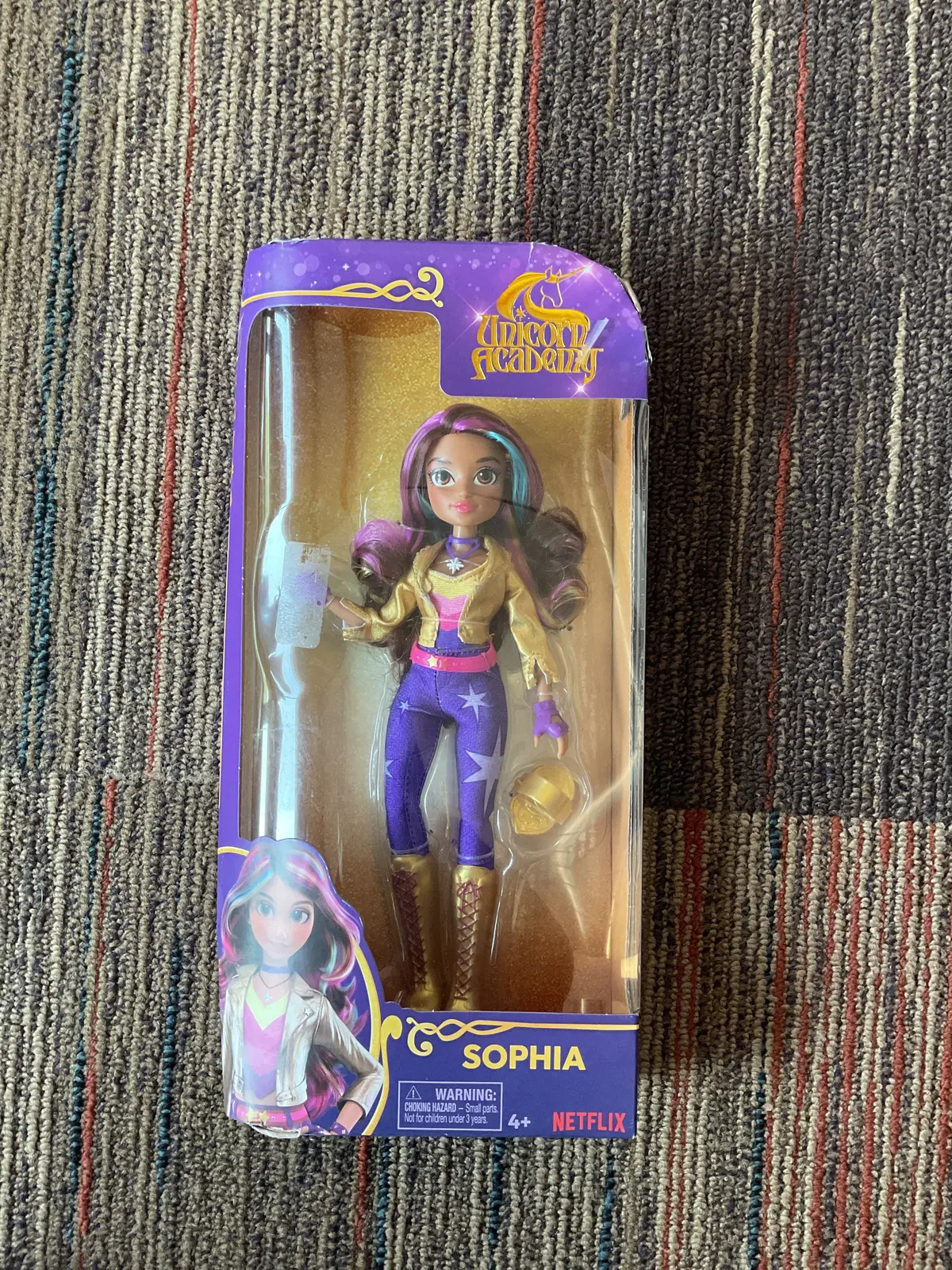 Unicorn Academy, Sophia Fashion Doll 1