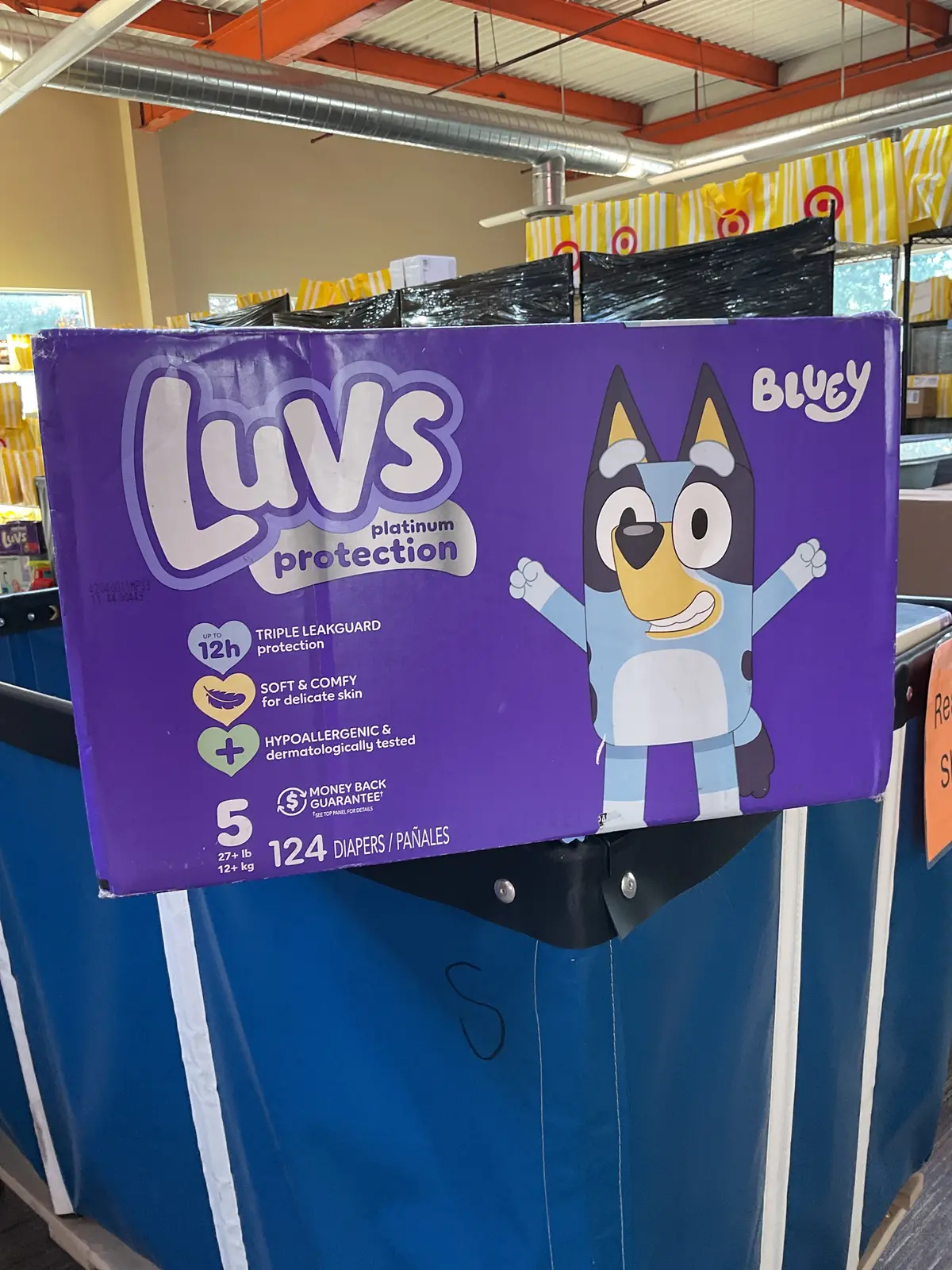 Luvs Pro Level Leak Protection Diapers Giant Pack - Size 5
- 124Ct 1
