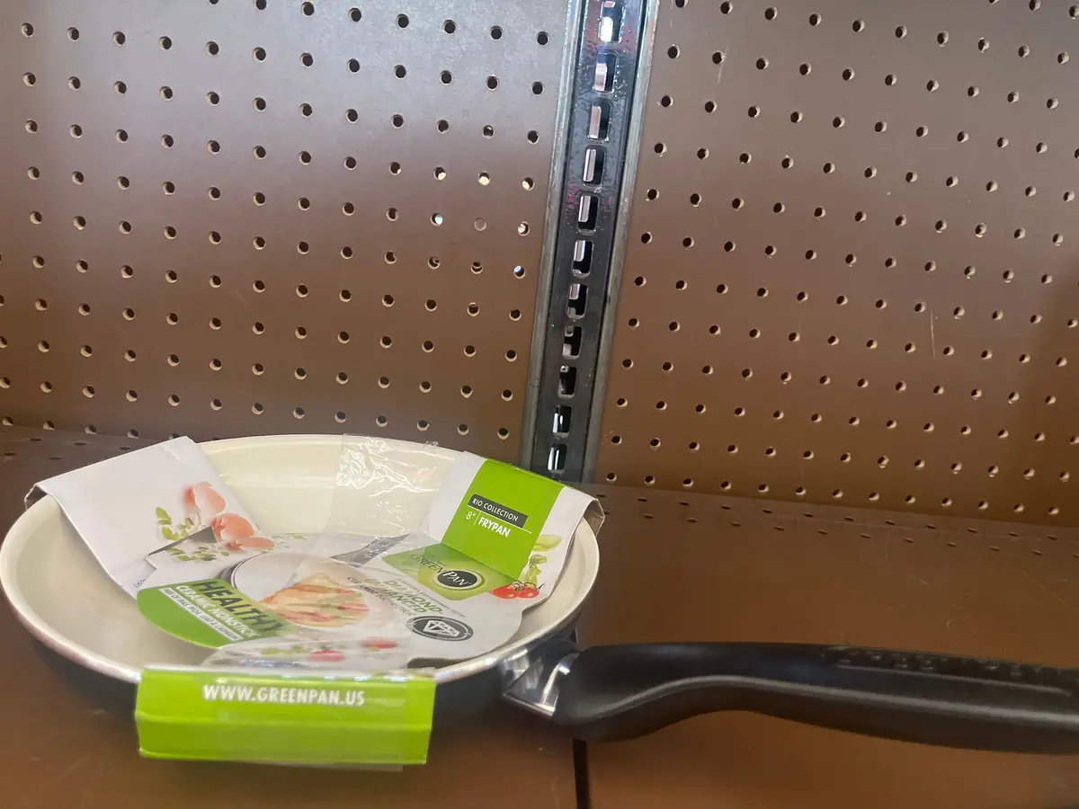 Greenpan Rio 2Pc 8" Ceramic Nonstick Open
Frypan With Spatula Black 1