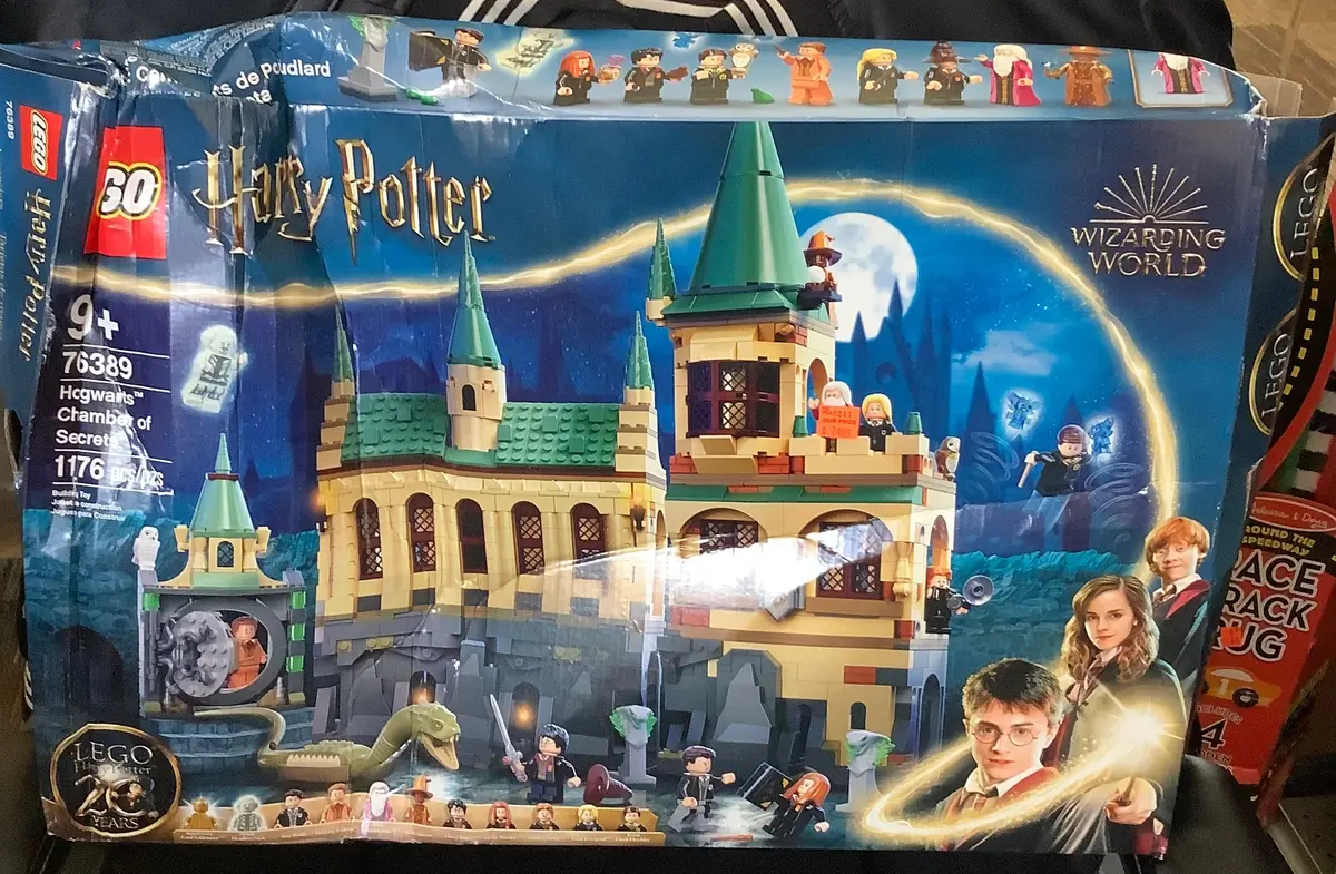 Lego Harry Potter Hogwarts Chamber Of
Secrets Set 76389 1