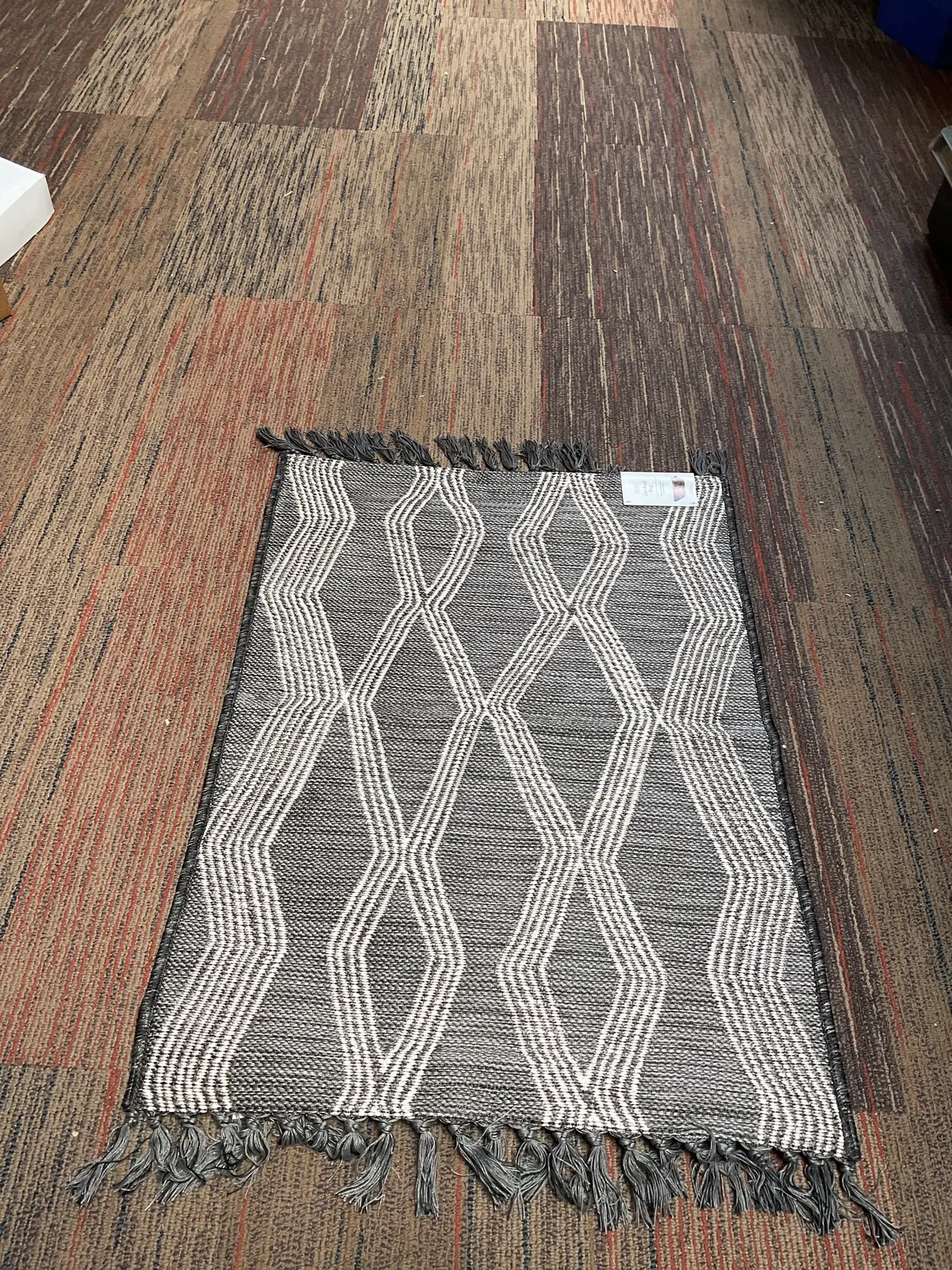 2'X3' Modern Diamond Tapestry Rectangular Woven Outdoor
Accent Rug Charcoal Gray 1