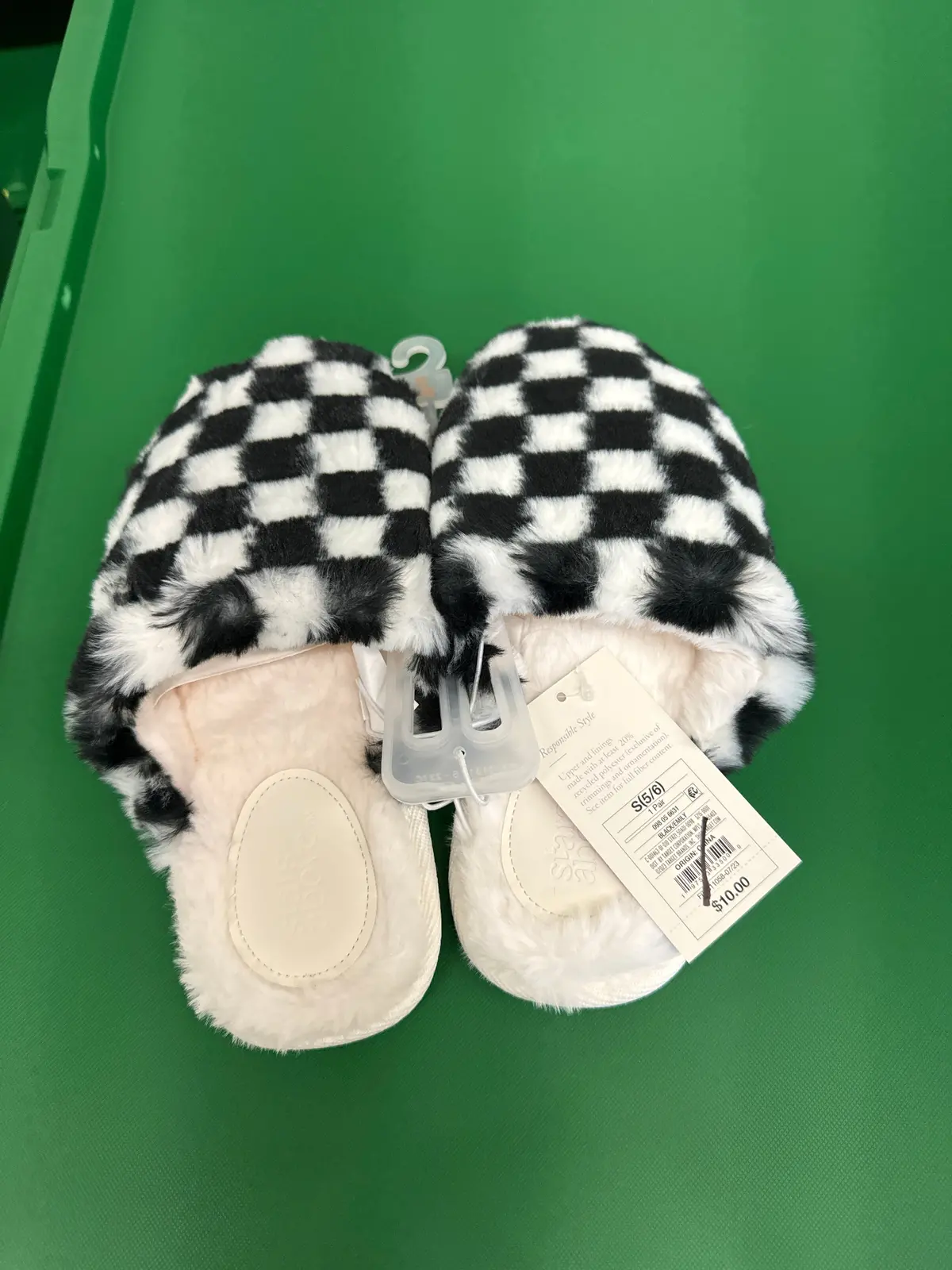 Ladies Black/White Checkered Slippers-S (5/6) 1