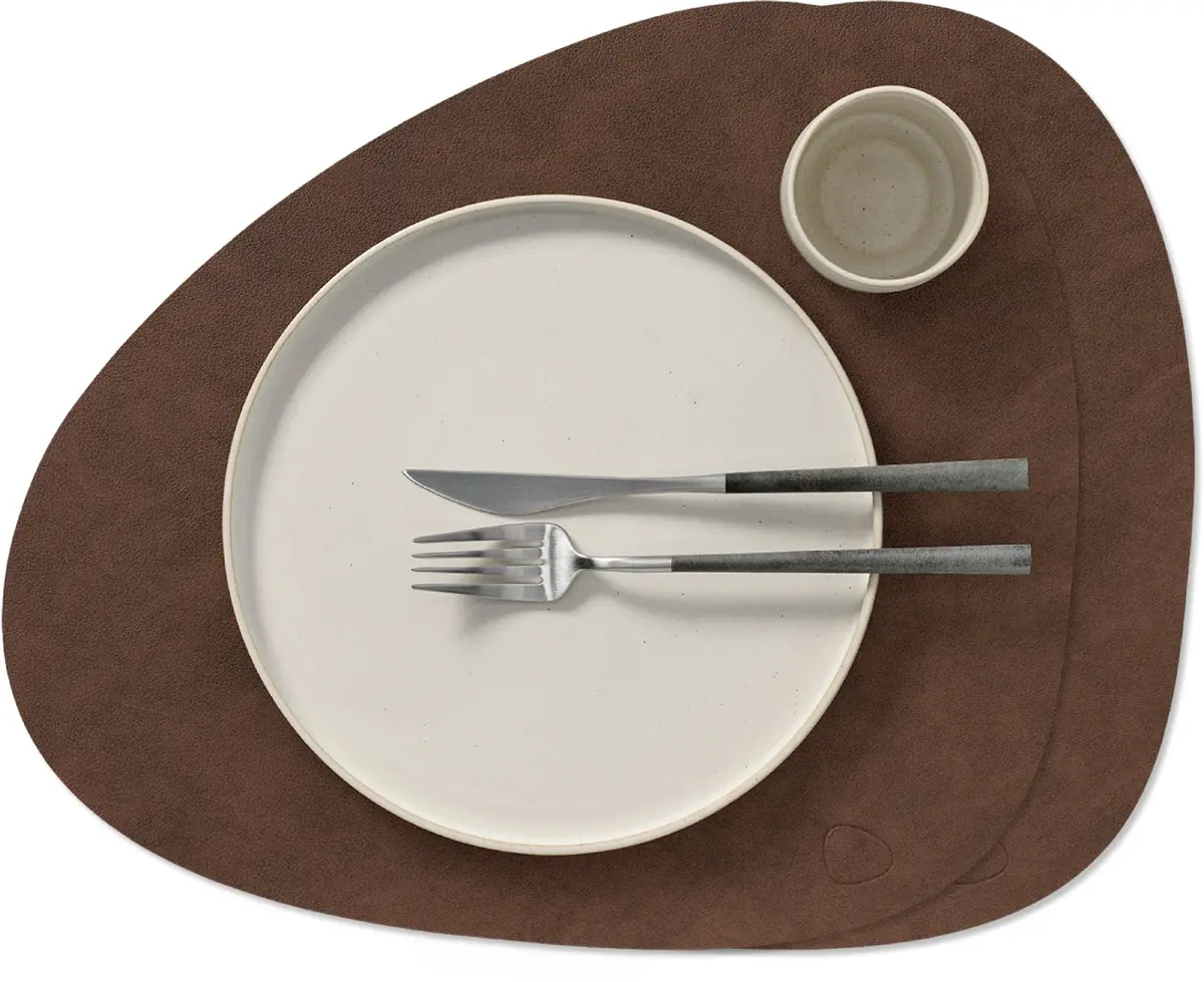 Lind Dna Placemats Nupo - Leer - Dark Brown - Curved - 44 X 37 Cm - 2 Stuks 1