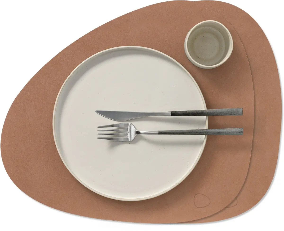 Lind Dna Placemats Nupo - Leer - Old Rose - Curved - 44 X 37 Cm - 2 Stuks 1