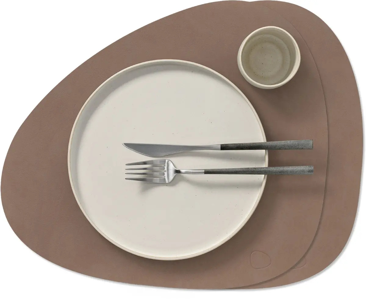 Lind Dna Placemats Nupo - Leer - Truffle - Curved - 44 X 37 Cm - 2 Stuks 1