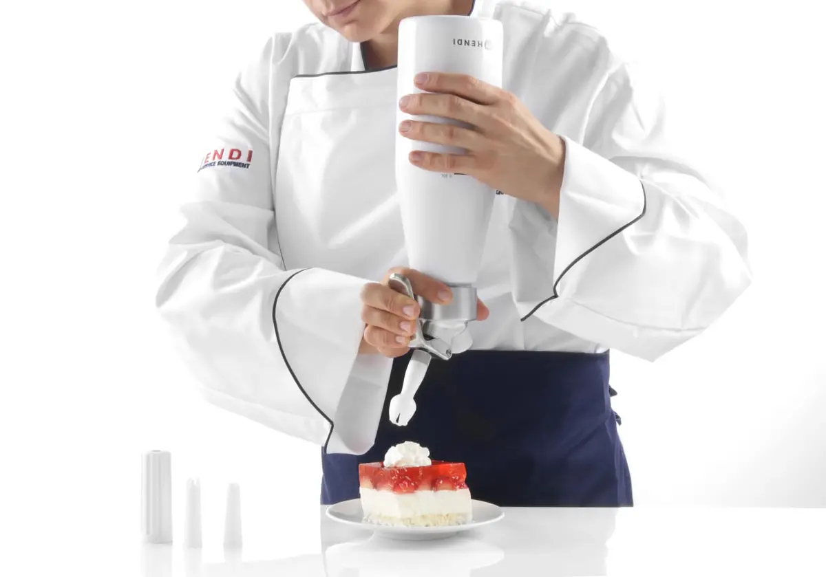 Hendi Slagroomspuit Wit 950 Ml + Slagroompatronen 10 Stuks 2