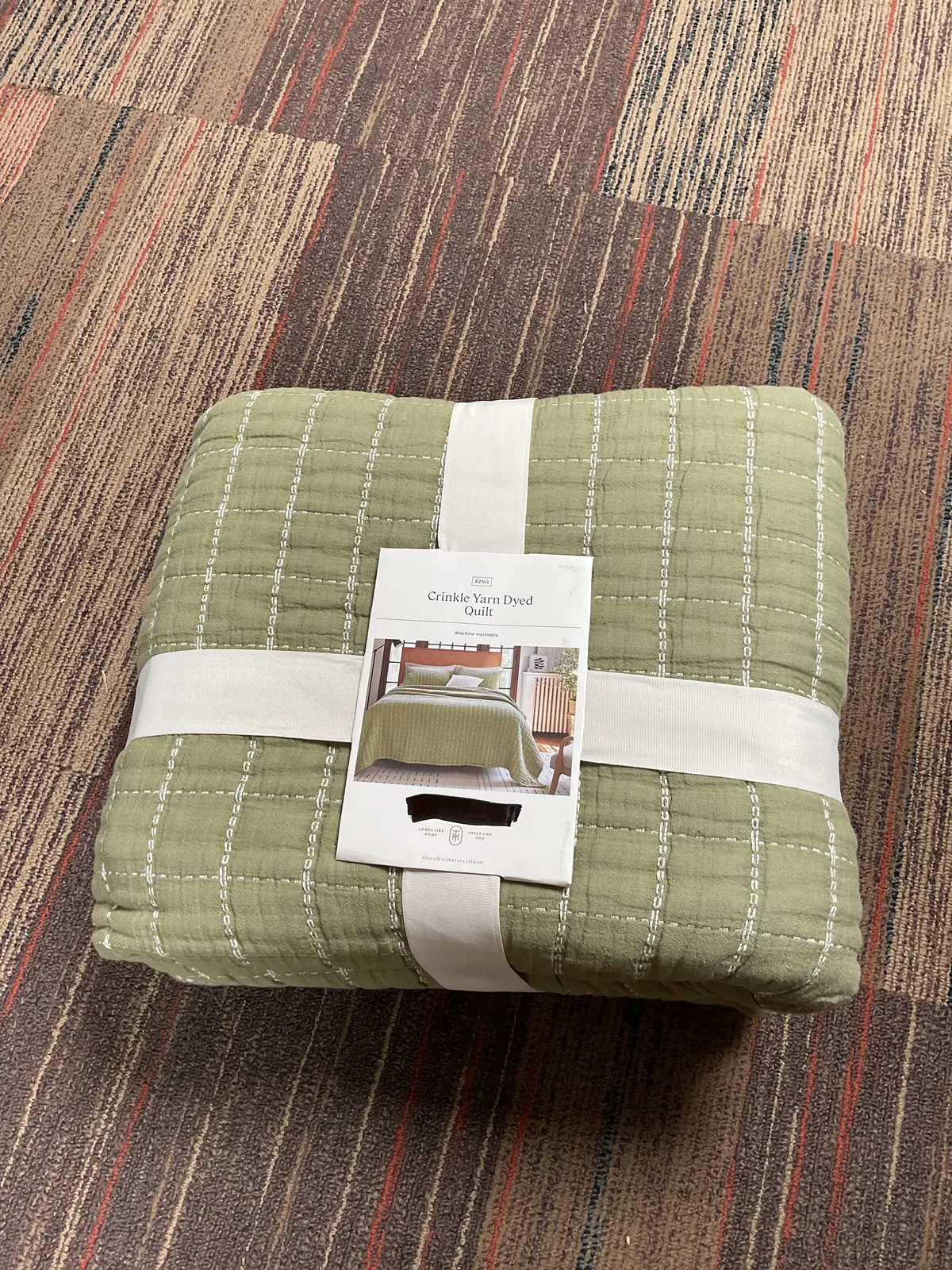 King Yarn Dye Crinkle Grid Quilt Moss Green 1