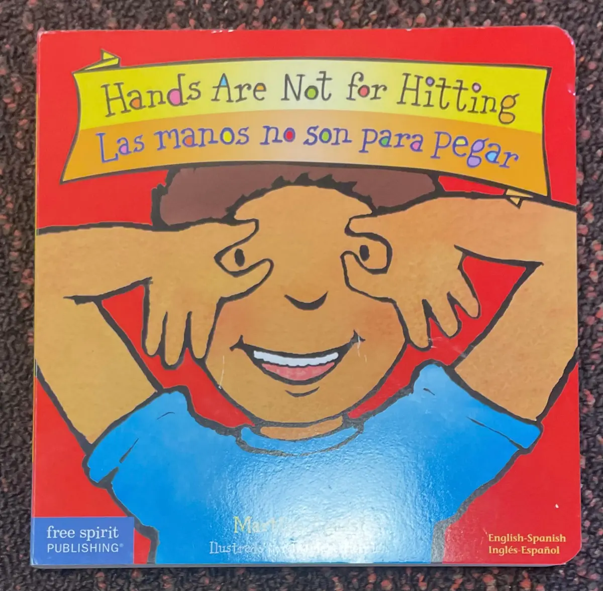 Hands Are Not For Hitting / Las Manos No Son Para Pegar
Board Book - (Best Behavior(R)) By Martine Agassi
(Hardcover) 1
