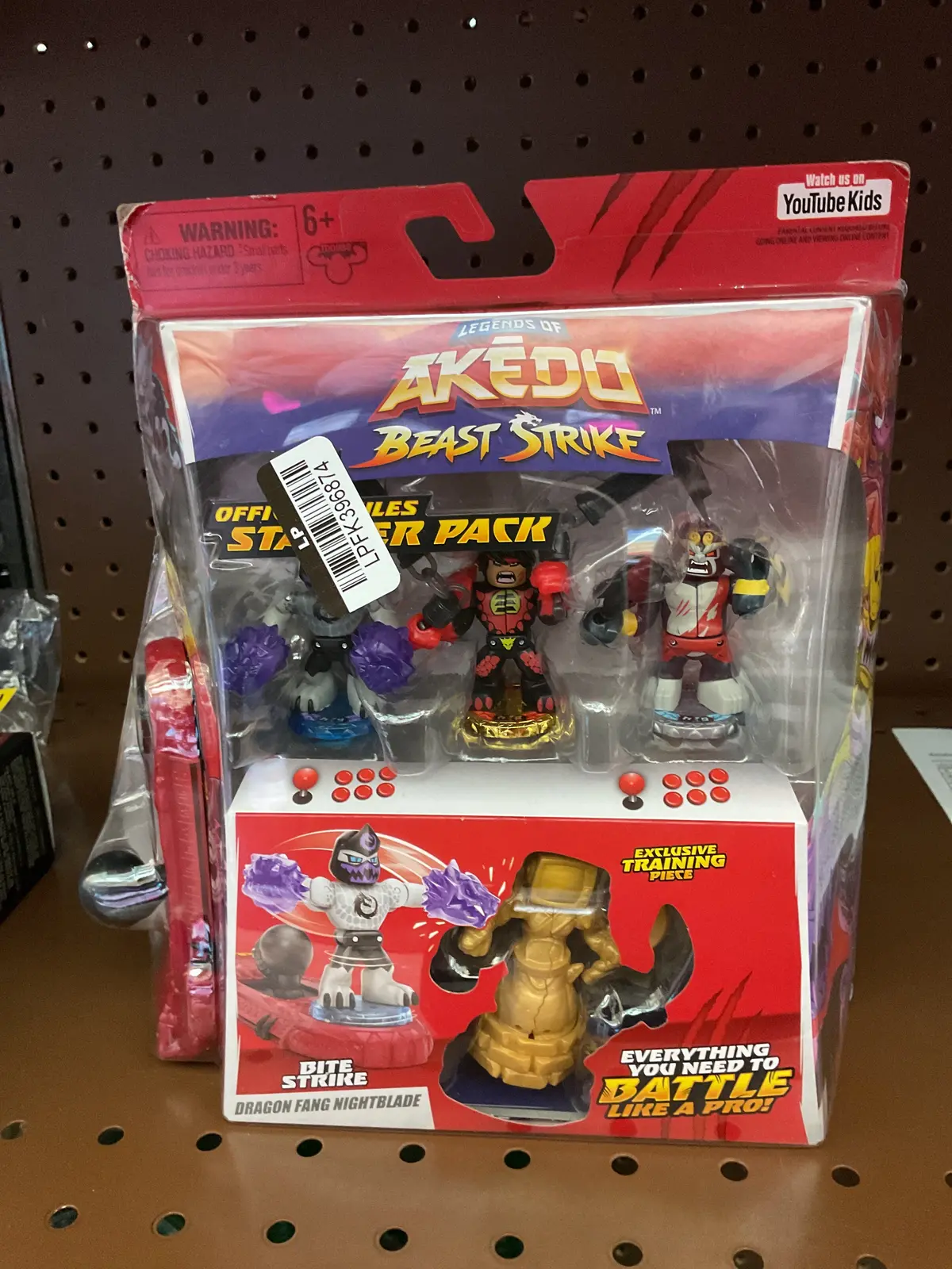 Akedo Beast Strike Kick Attack Tri-Kwonto Mini Figure
Starter Pack 1