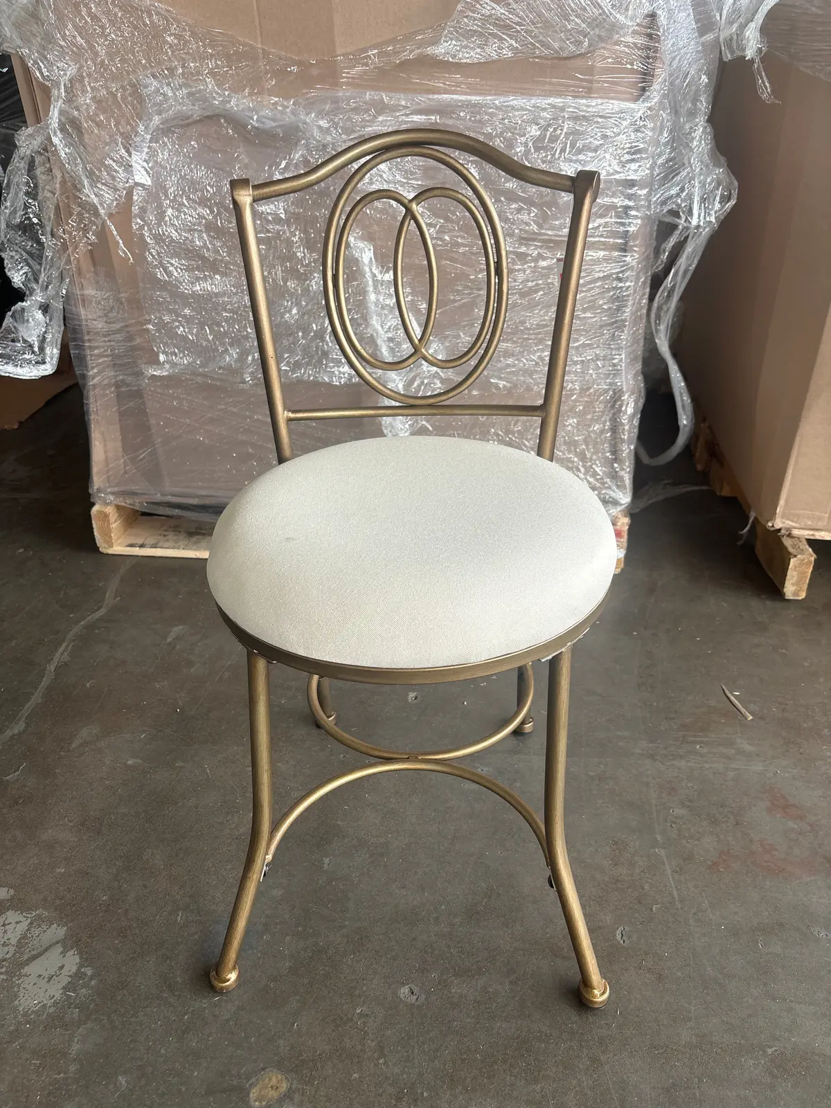 White Padded Gold Metal Dining Chair (1Pc) 1