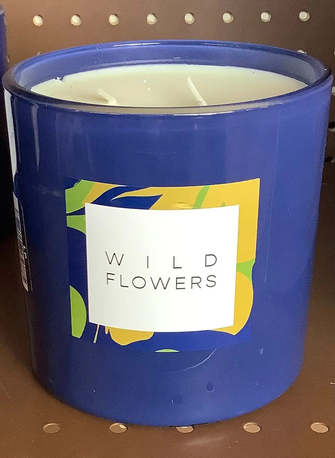 3-Wick 28Oz Glass Wildflowers Candle Blue5.99 1