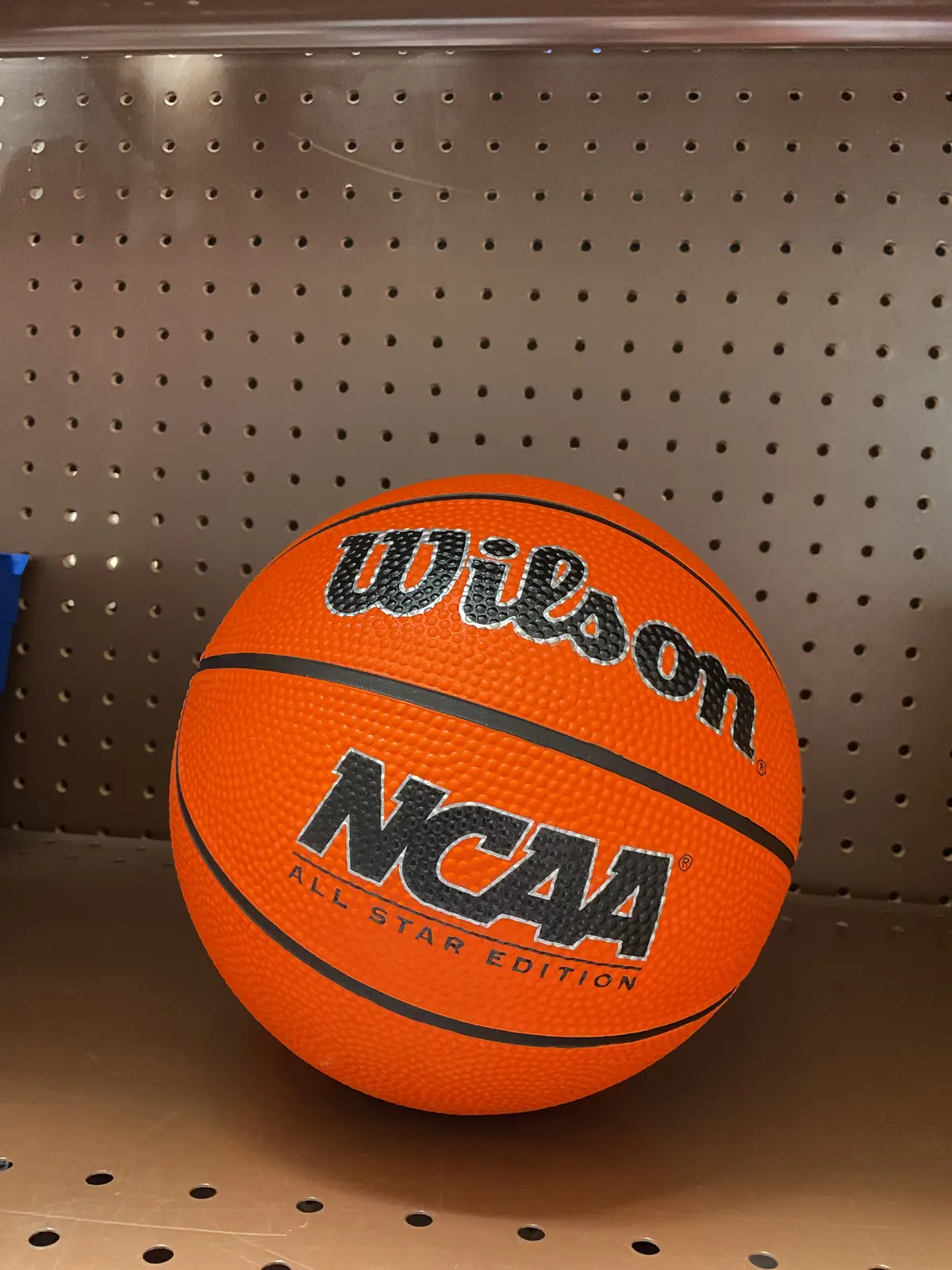 Wilson Ncaa Mini Basketball 1