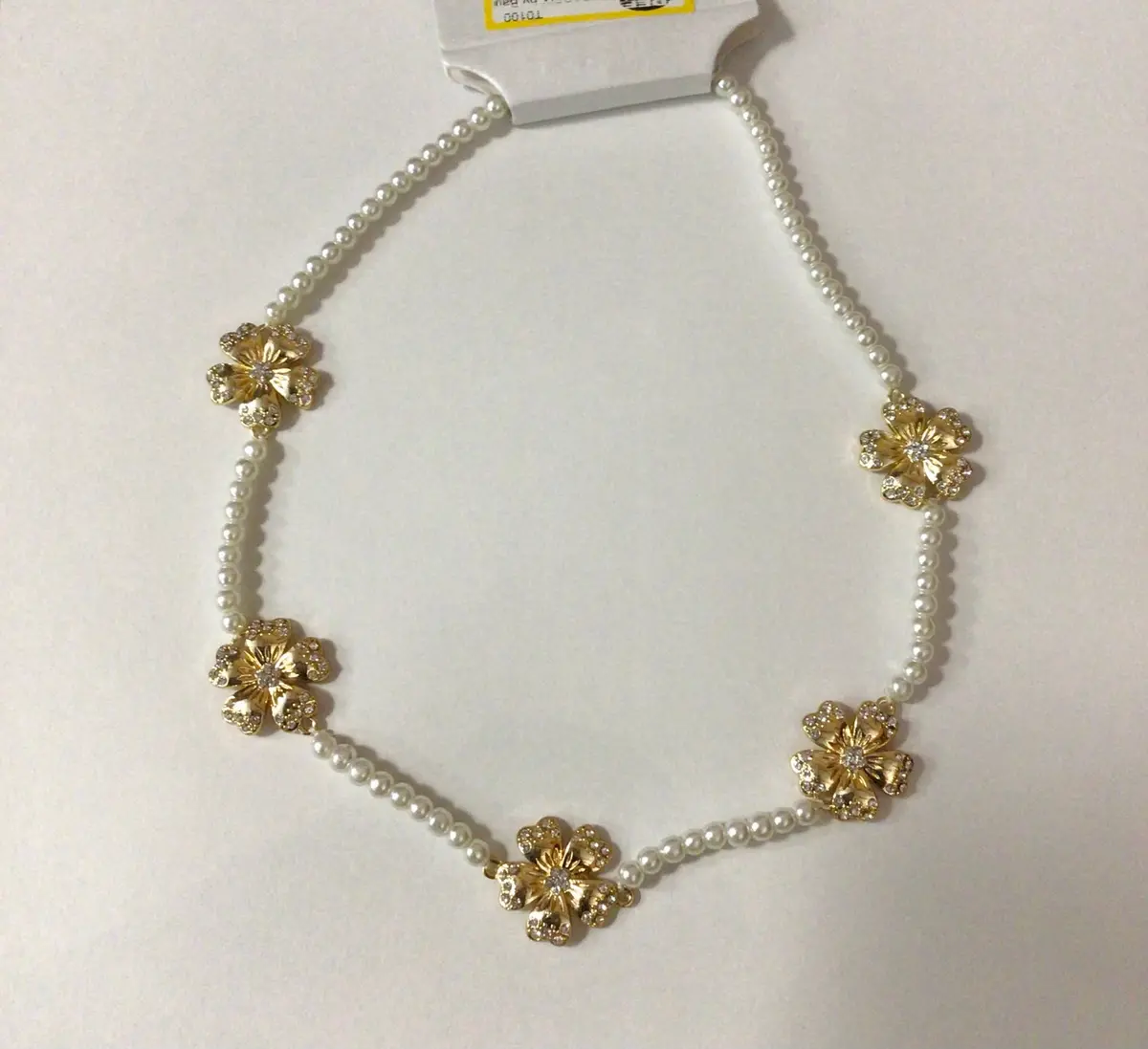 Flower & Pearl Necklace - Gold 1