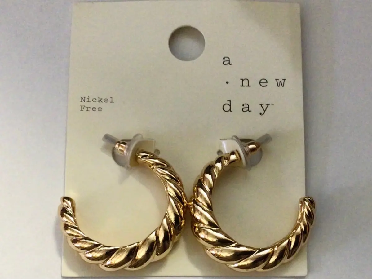 Twist Hoop Earrings 1