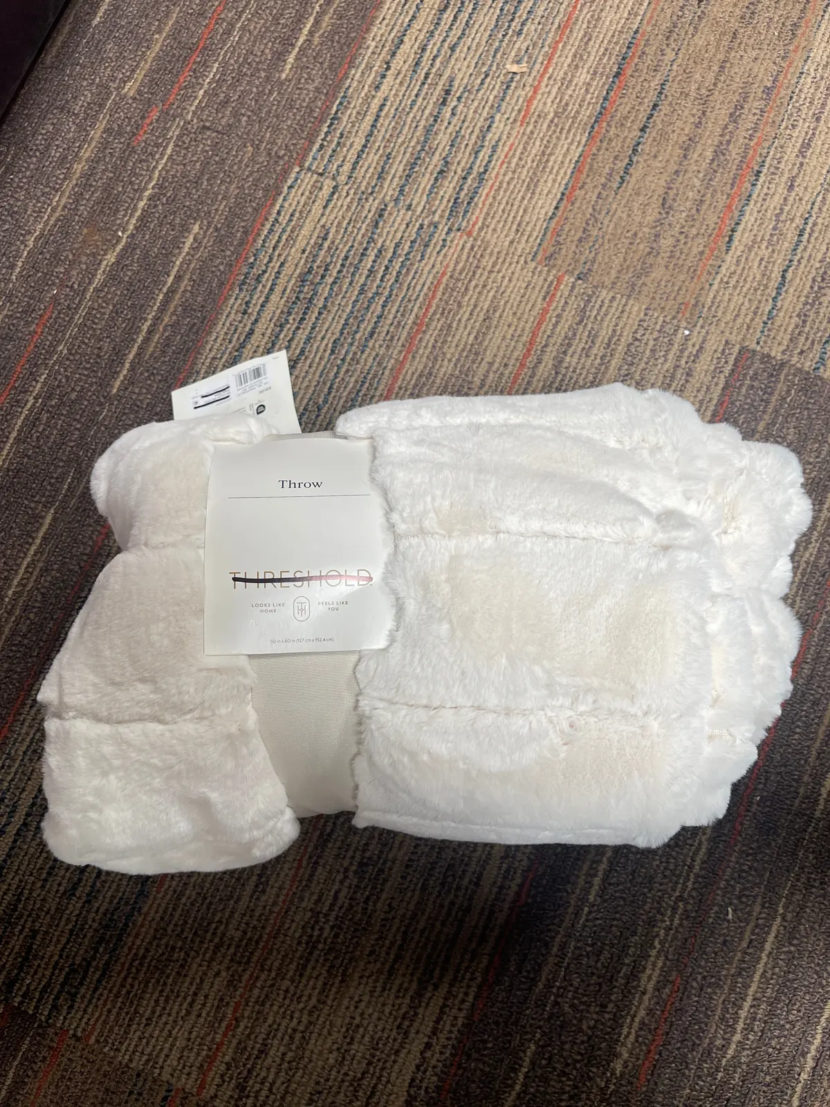 Channel Faux Fur Throw Blanket Ivory 1