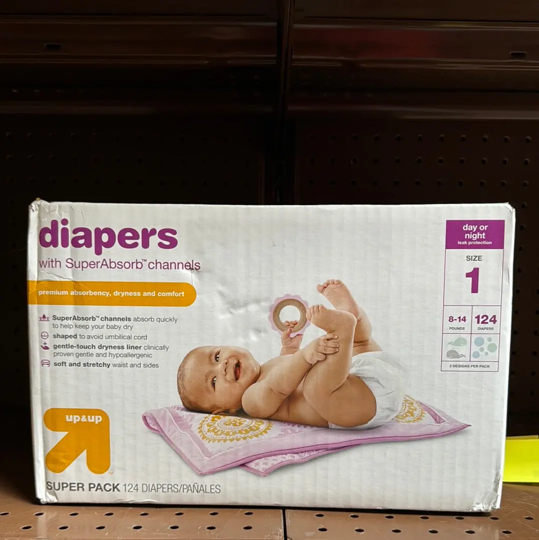 Diapers
With Superabsorb Channels
Premium Absorbency, Dryness And Comfort 1