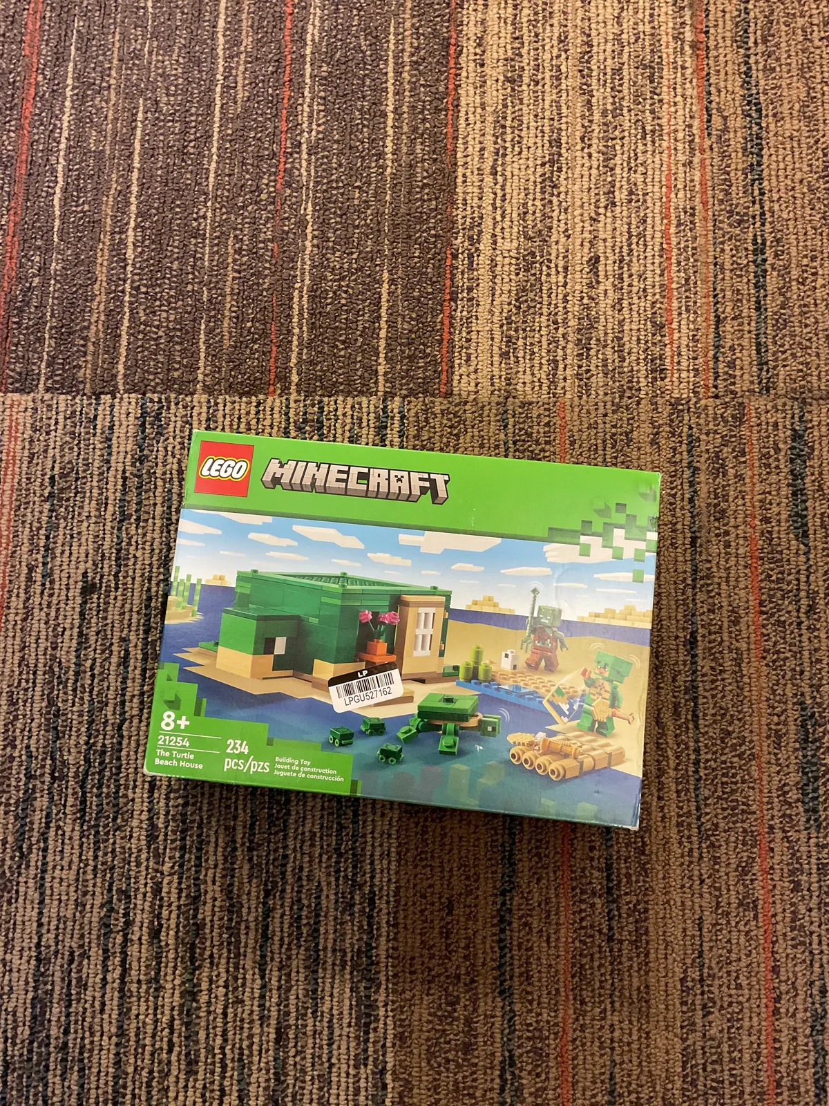 Lego Minecraft The Turtle Beach House Construction
Toy 21254 1