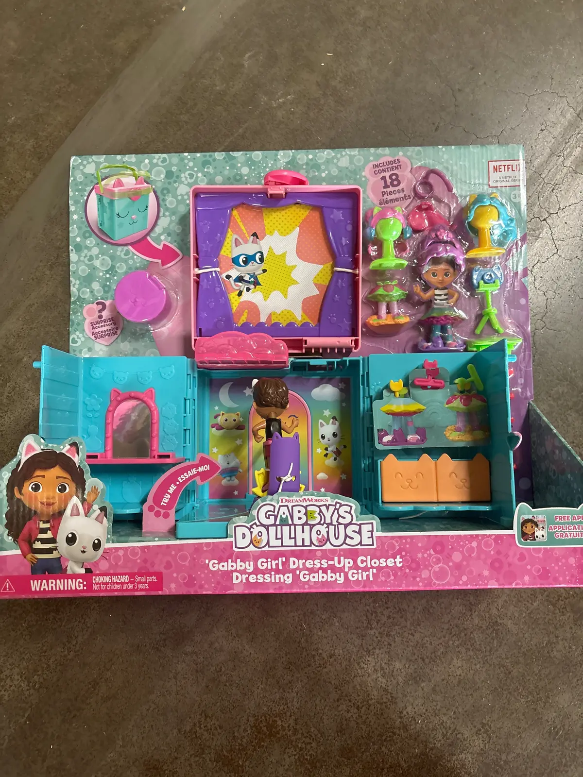 Gabby's Dollhouse, Rainbow Closet Portable Playset With A Gabby Doll- Gabby Girl Dress-Up Closet - Dressing Gabby Girl 1