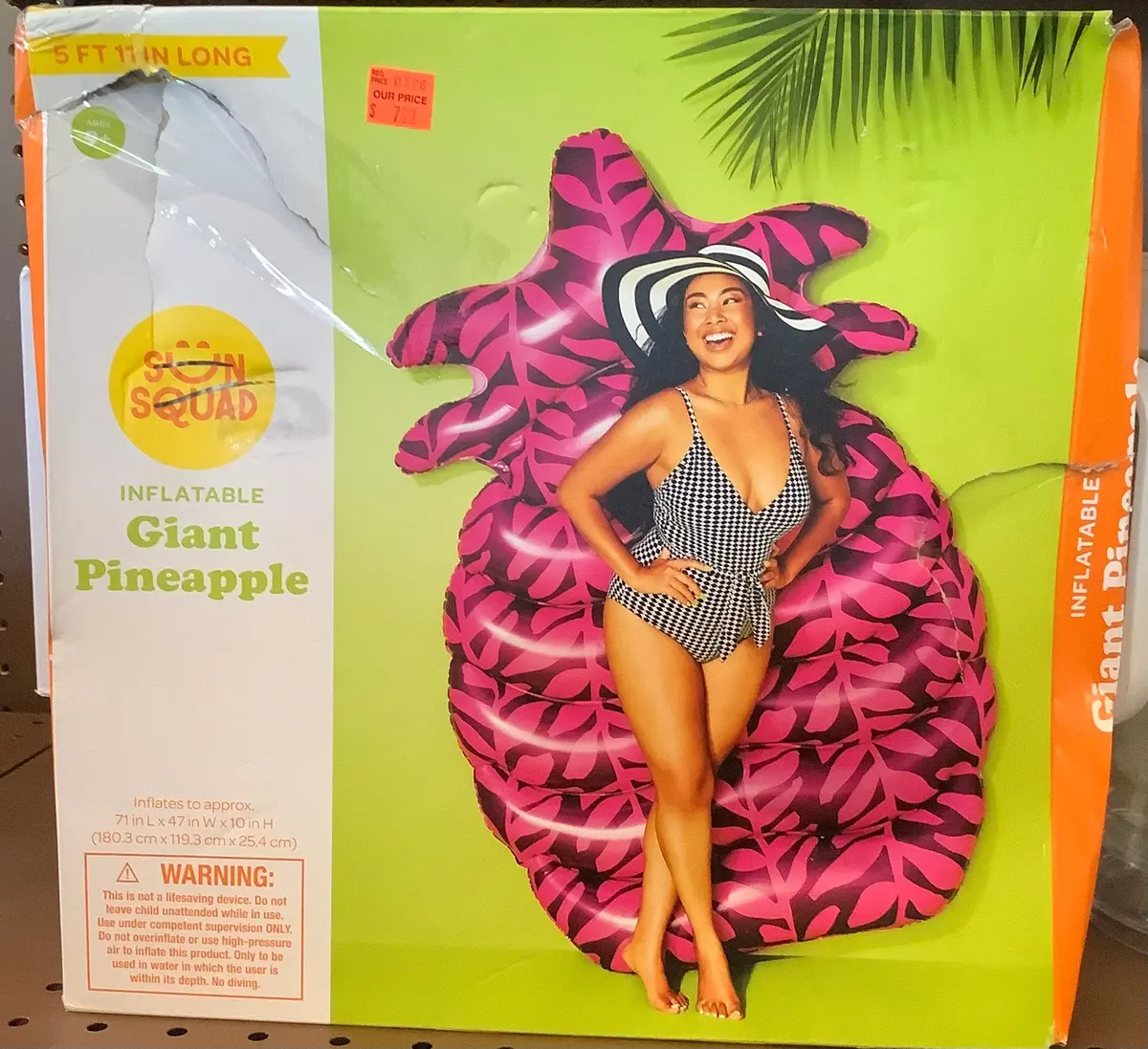(Clearance) Inflatable Giant Pineapple 1