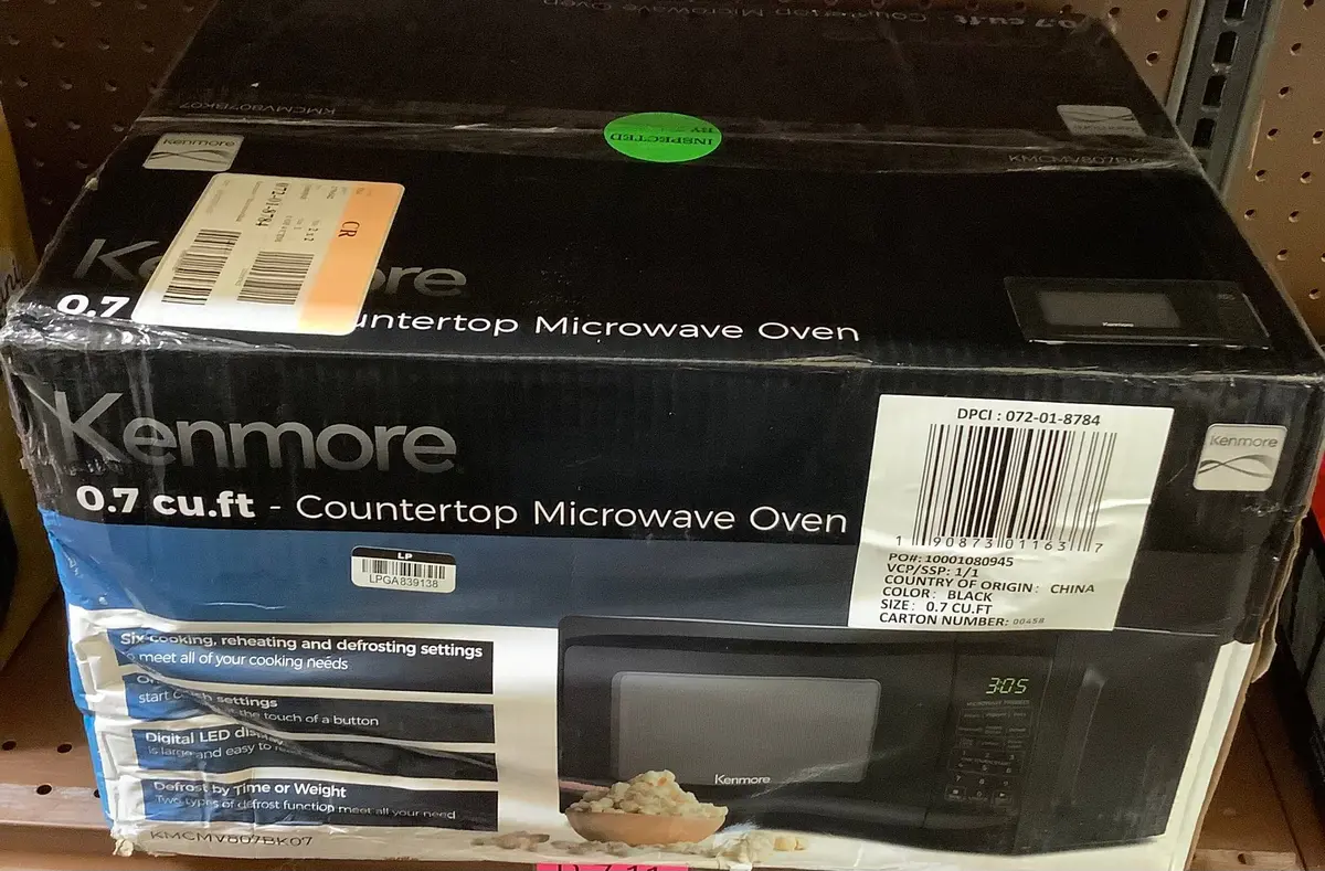 Thrifty 70-Kenmore 0.7 Cu-Ft Microwave - Black 1