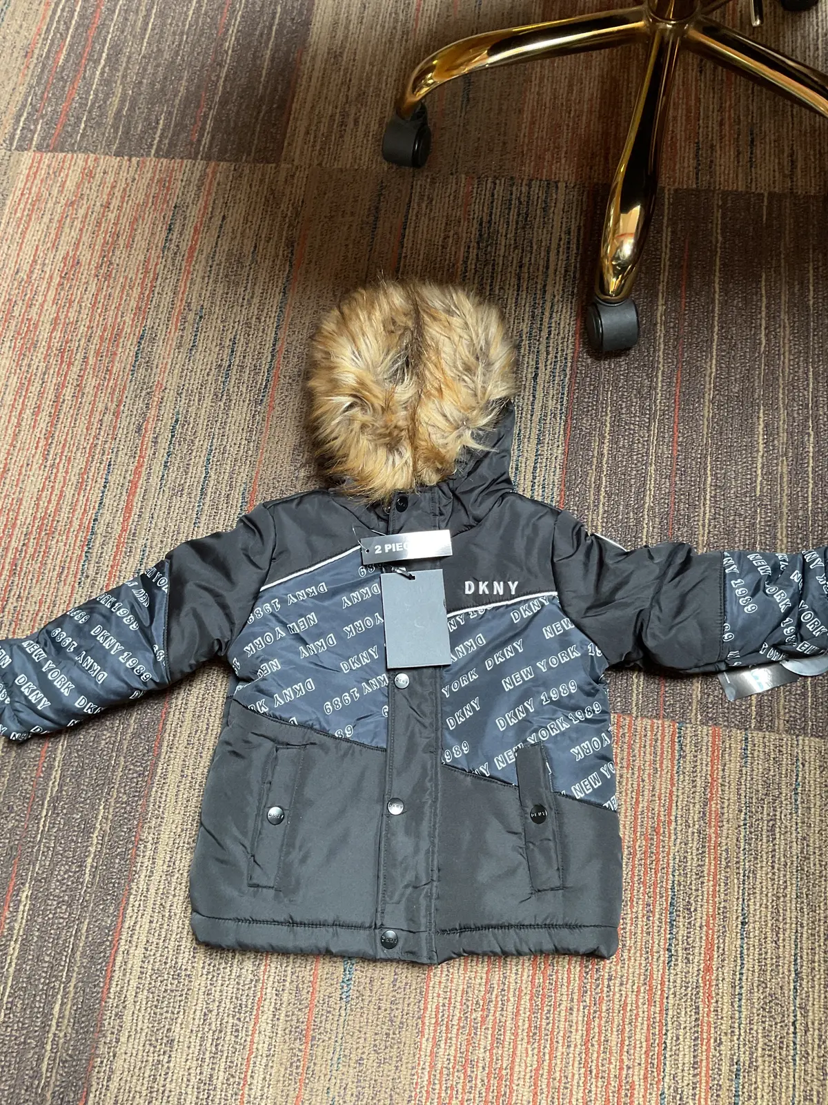 Dkny 4T Black Puffer Fleece Lined Zip Up Jacket With Faux Fur Hood And Pockets 1