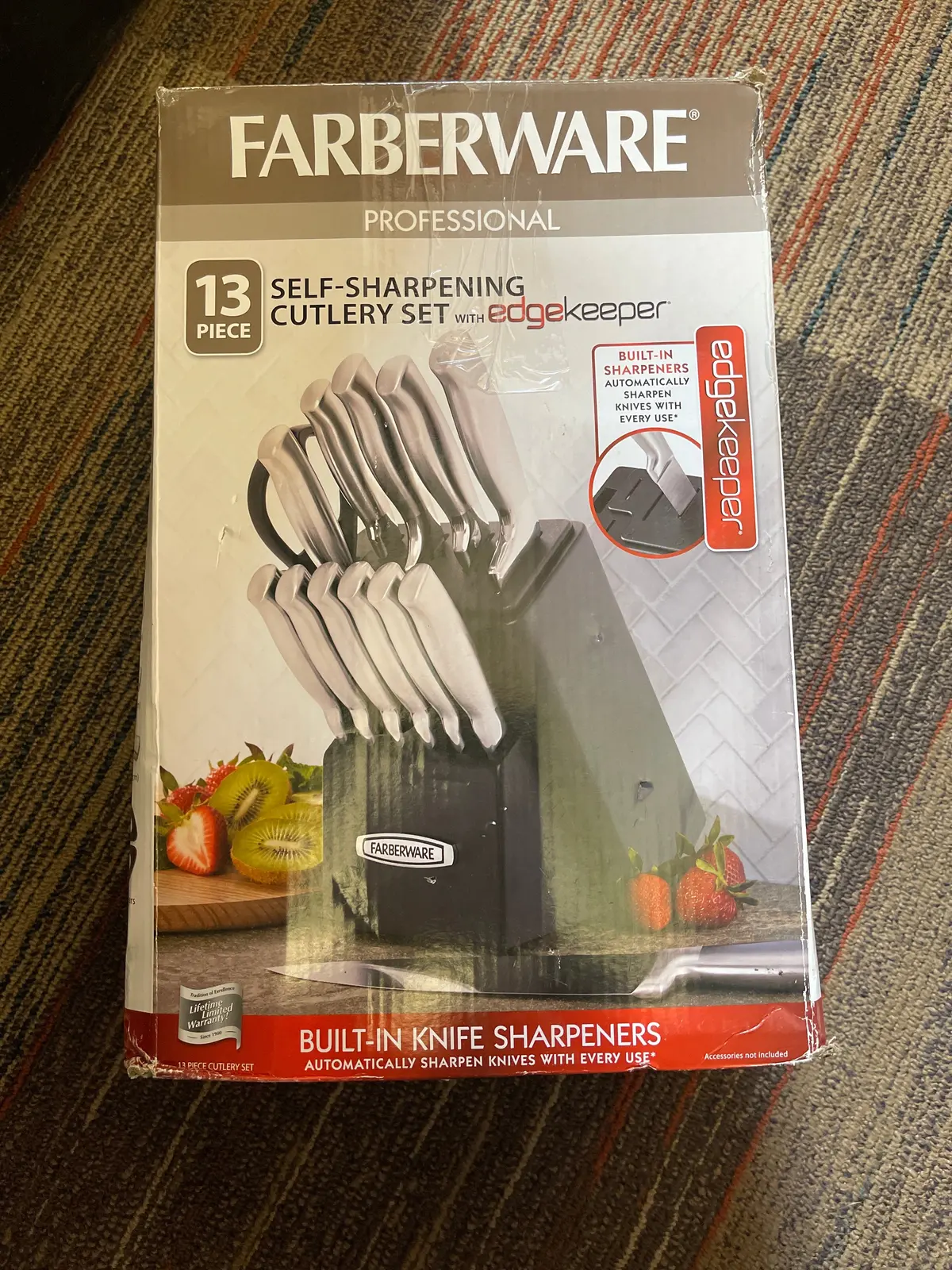 Farberware Edgekeeper 13 Piece Self Sharpening Stainlesssteel Hollow Handle
Knife Block Set 1