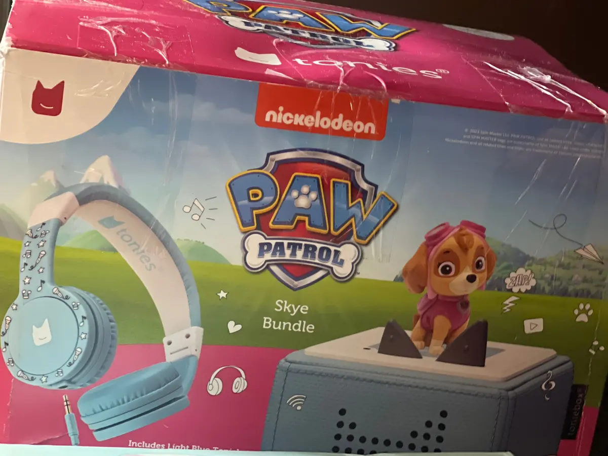 Tonies Paw Patrol Skye Headphones Bundle
Starter Set 1