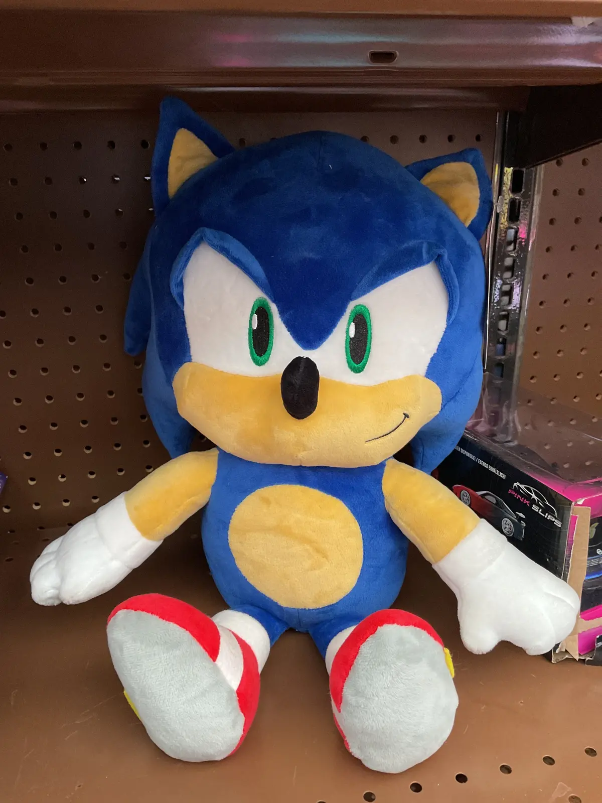 Sonic The Hedgehog Knuckles Hugme Shake Action 16In Plush 1