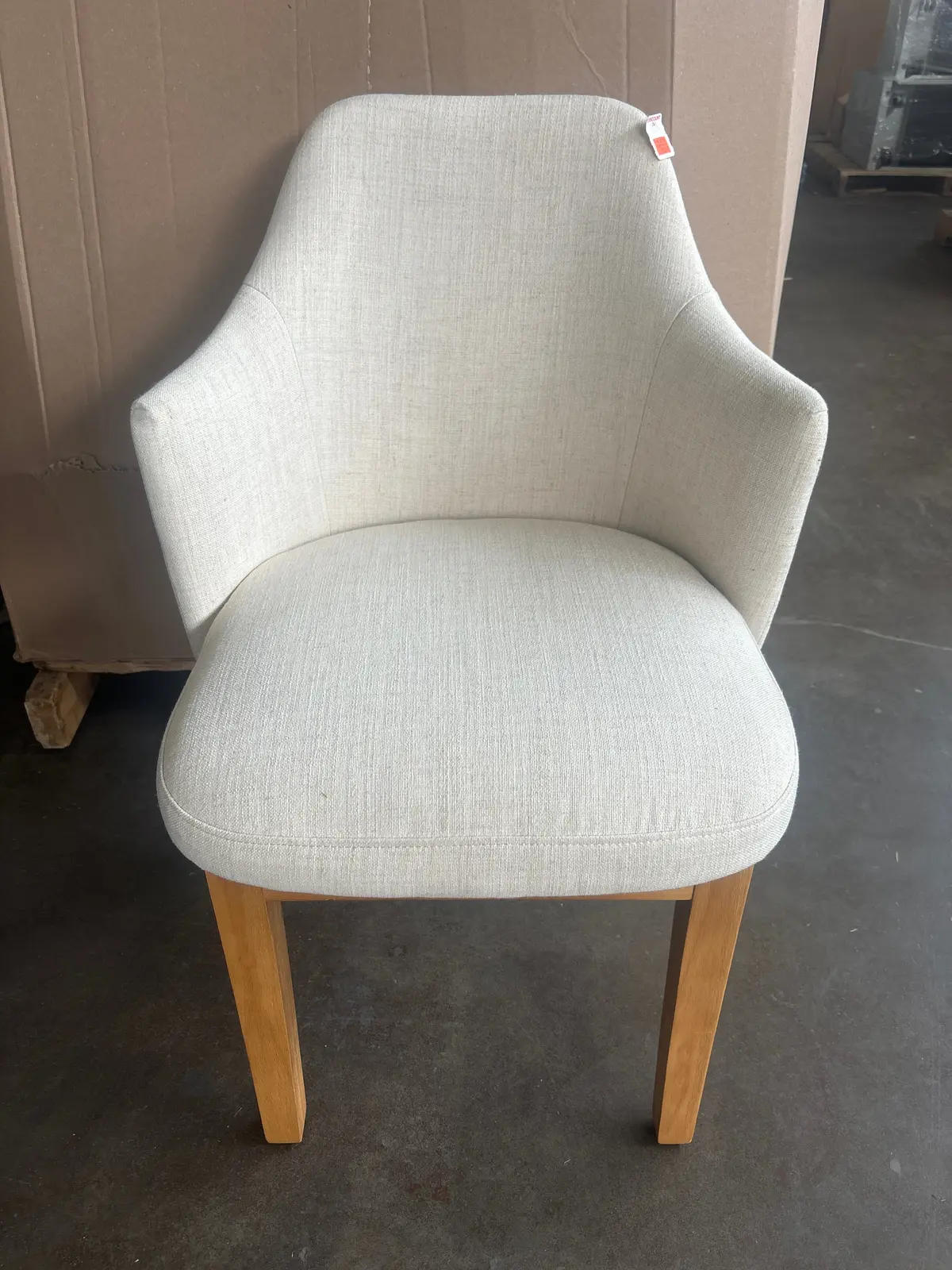 White Fabric Full Back Curved Back Dining Chair (1Pc) 1