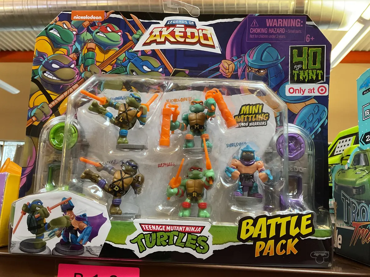 Akedo Teenage Mutant Ninja Turtles Battling Action Mini
Figure Pack 1