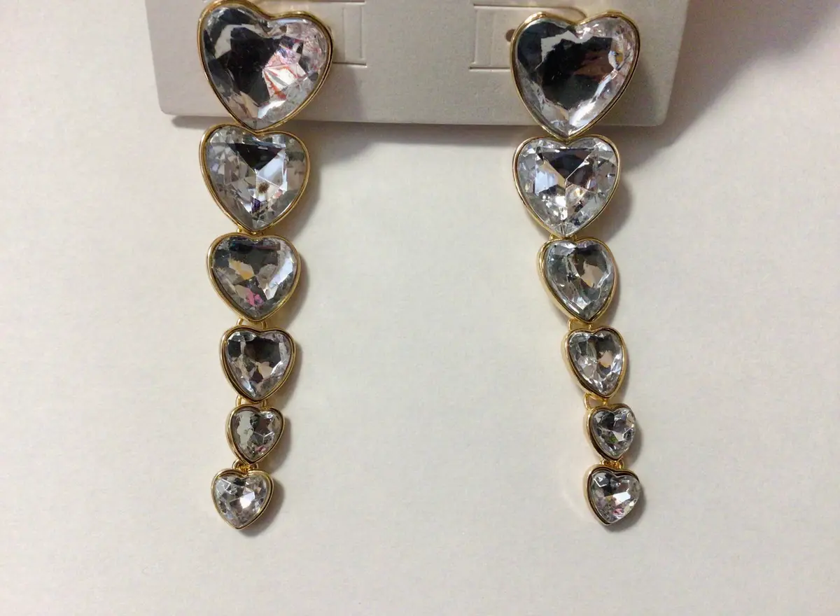 Heart Dangle Earrings - Gold 1