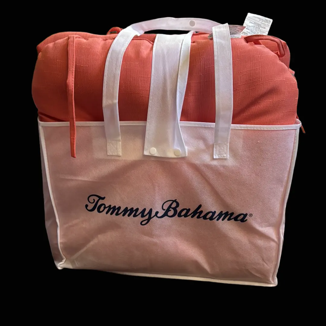 New Tommy Bahama Indoor/Outdoor Seat Cushions (4) 1