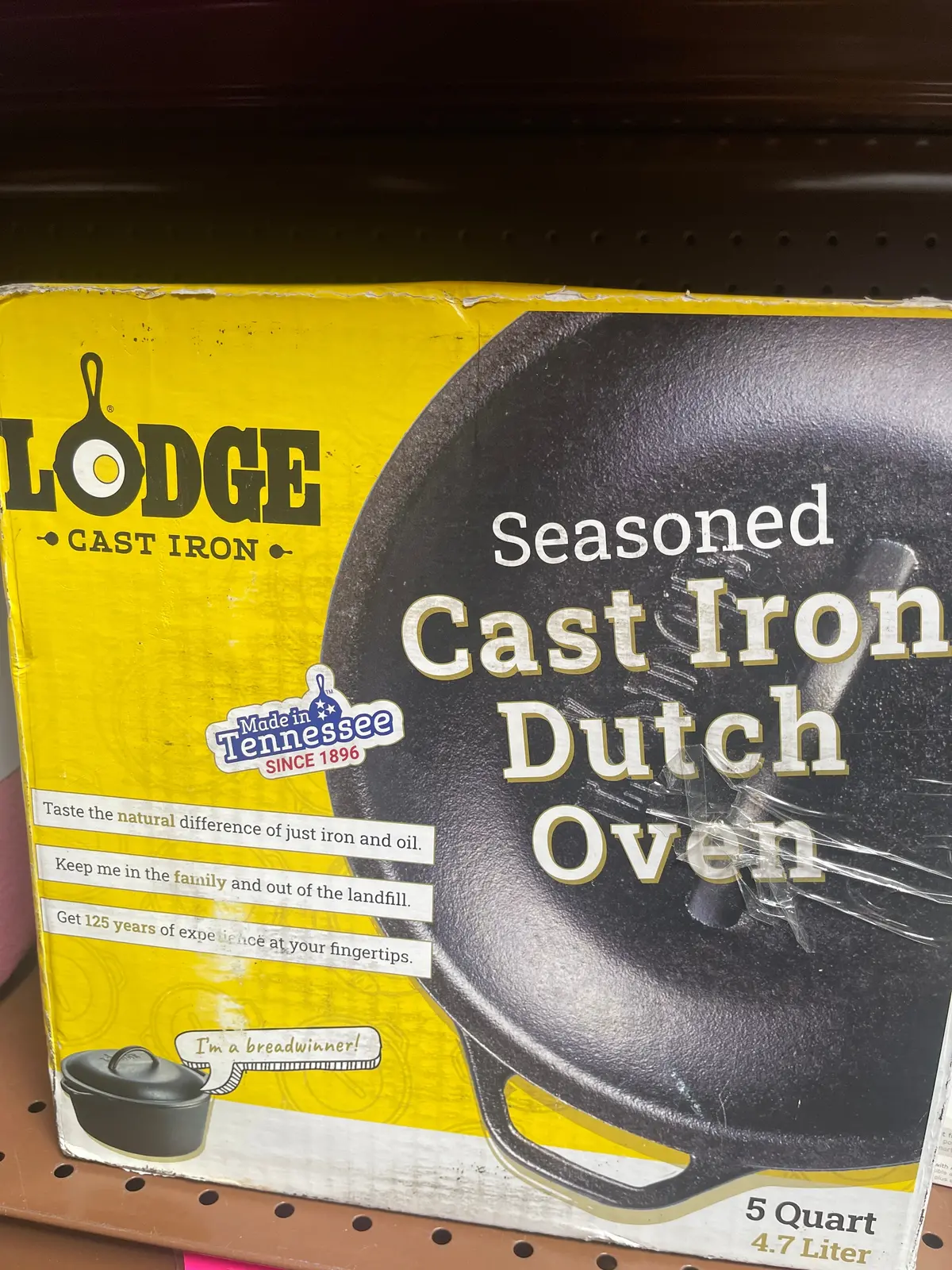 Lodge 5Qt Cast Iron Dutch Oven 1