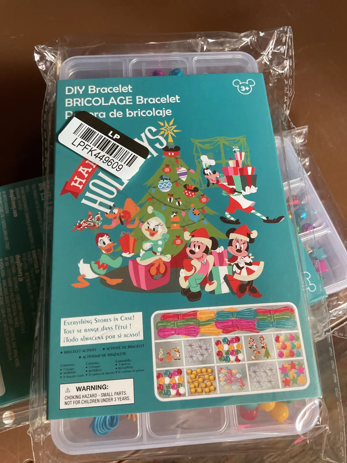 Disney Mickey Mouse And Friends Holiday Diy Bracelet Kit For Kids 1