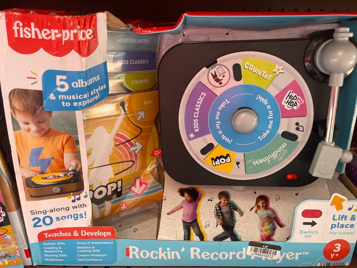 Laugh & Learn Preschool Record Player 1