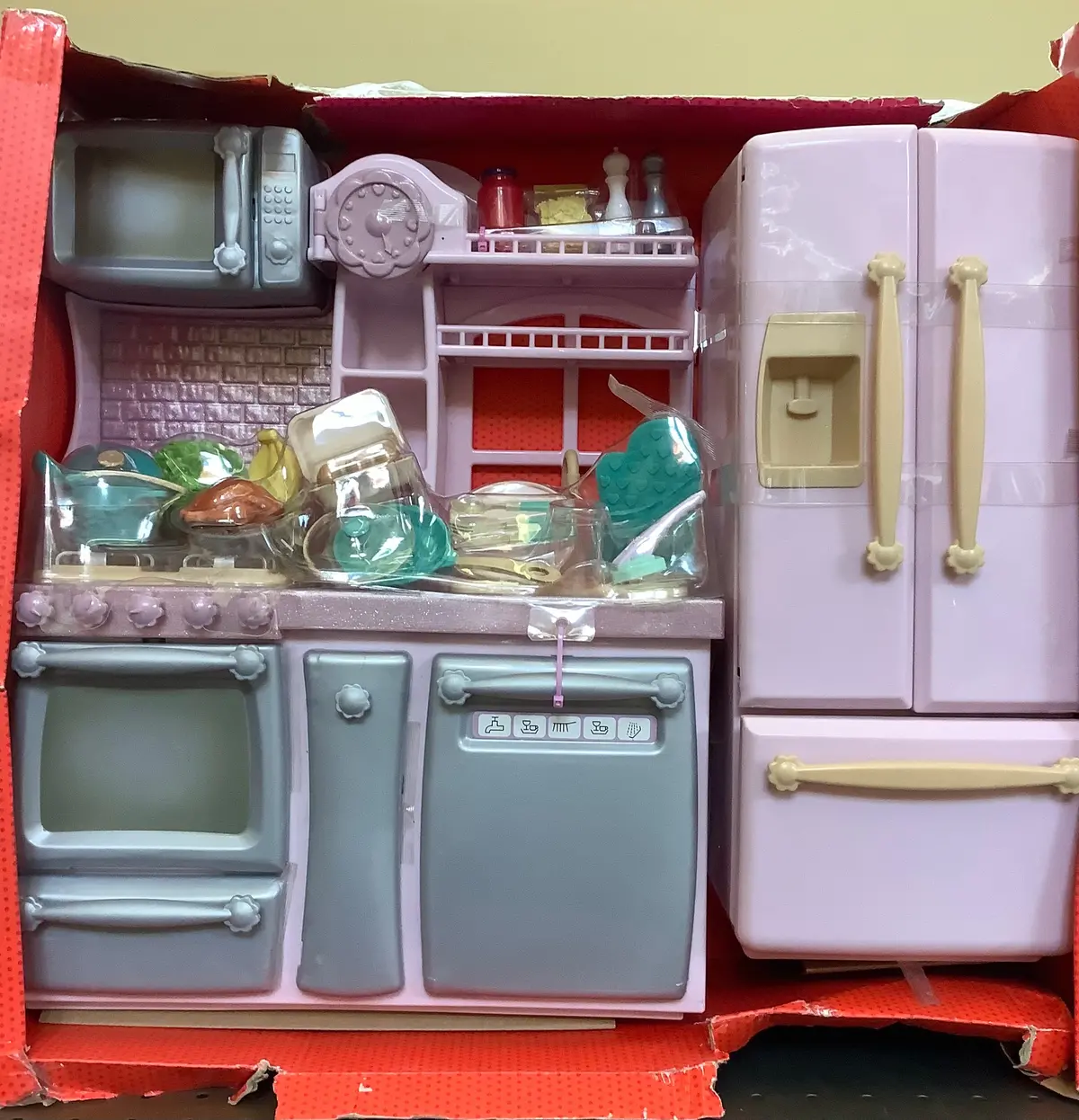 Our Generation Light-Pink Gourmet Kitchen & Play Food
Accessory Set For 18" Dolls 1