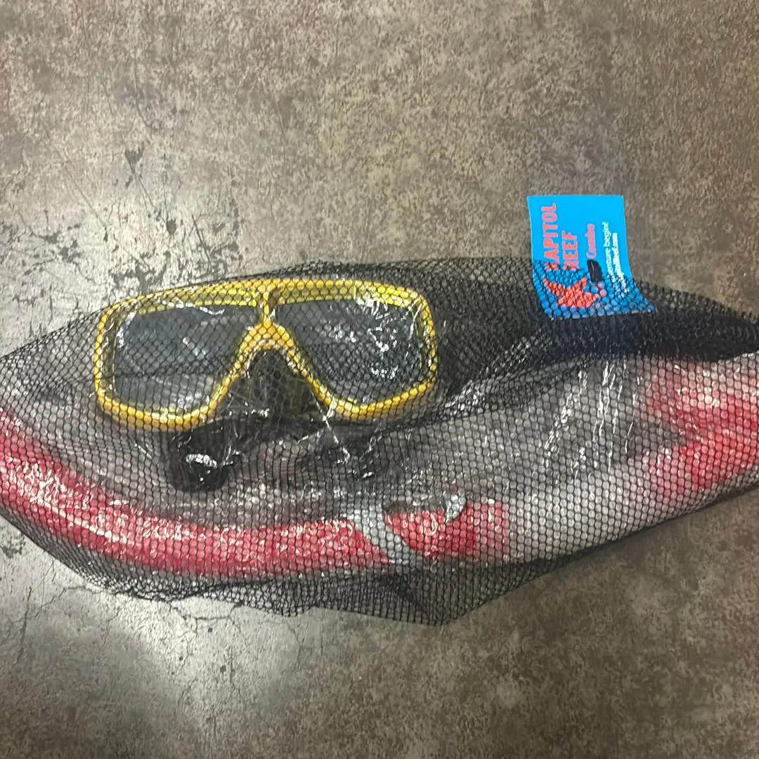 Kapitol Reef Snorkel Mask Combo (Yellow And Red) New - Clearance 1
