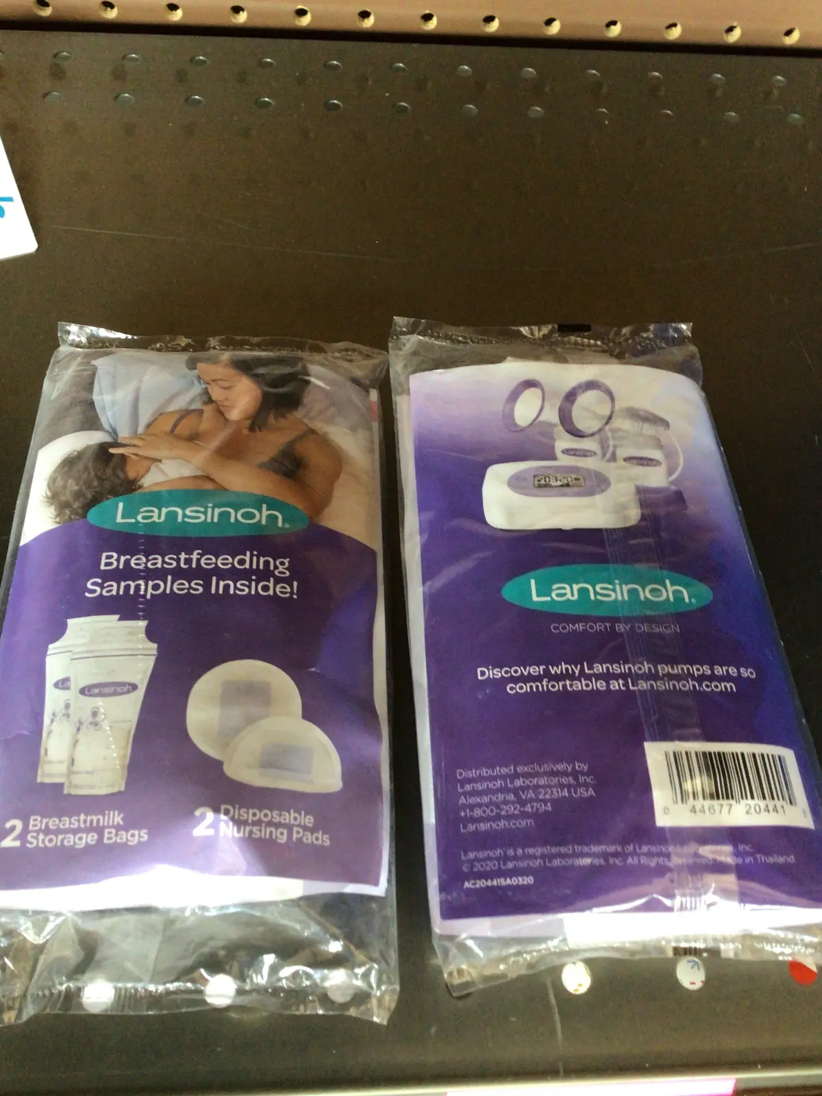 Lansinoh New Samples 2 Disposable Nursing Pads 2 Breast Milk Storage Bags 1