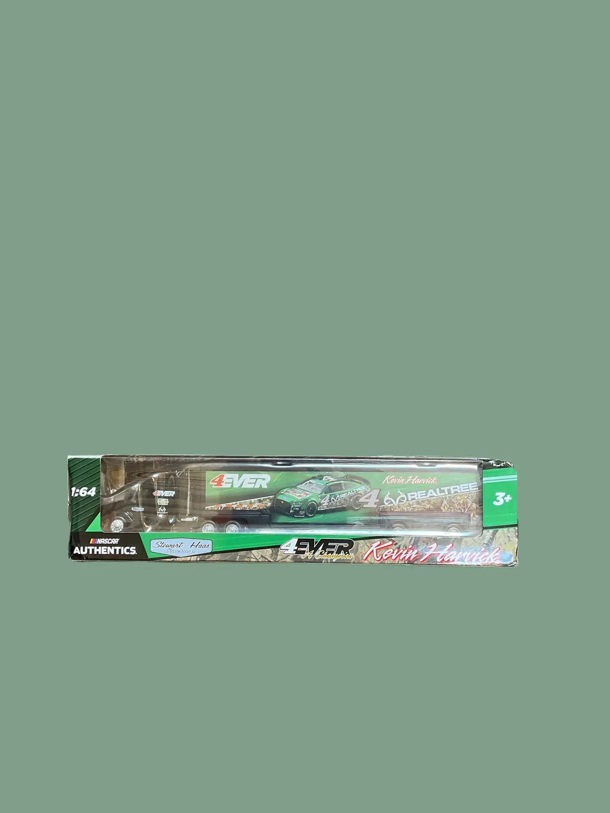 Lionel Racing Kevin
Harvick 2023 4Ever
Nascar Authentics
Diecast Hauler 1:64
Scale- Damaged Box 1
