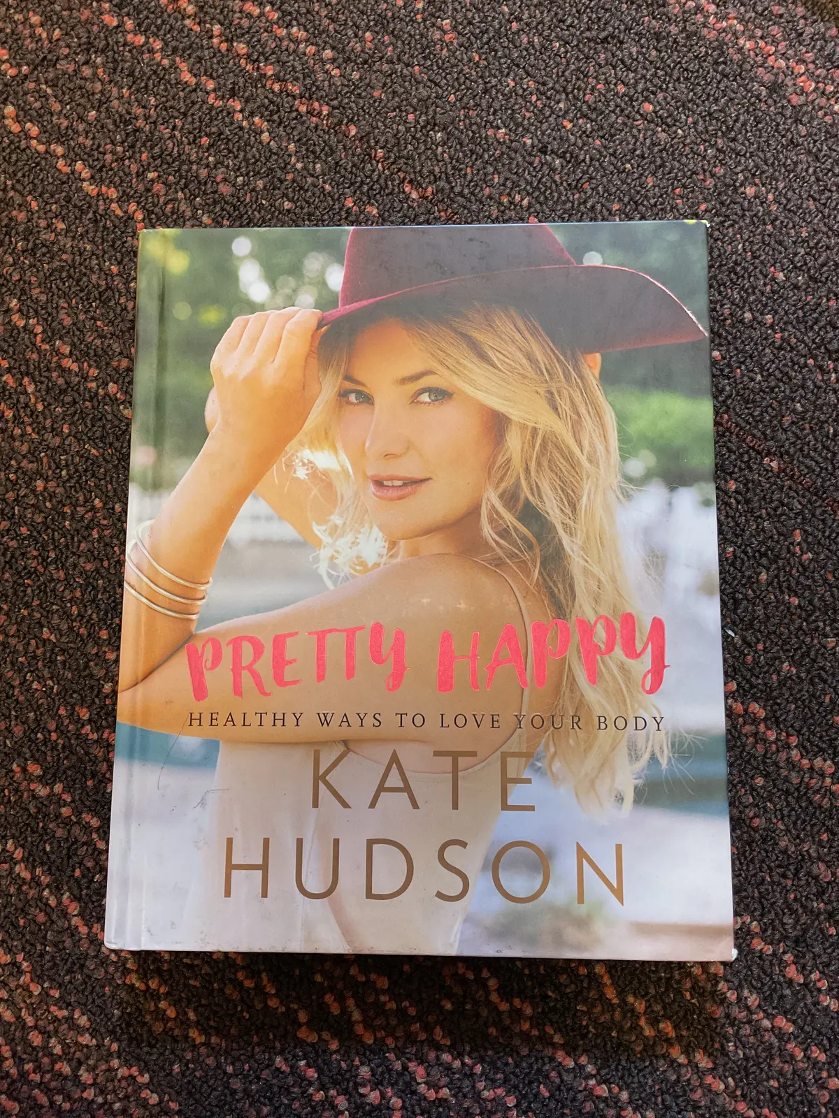 Pretty Happy Healthy Ways To Love Your Body- Kate Hudson 1